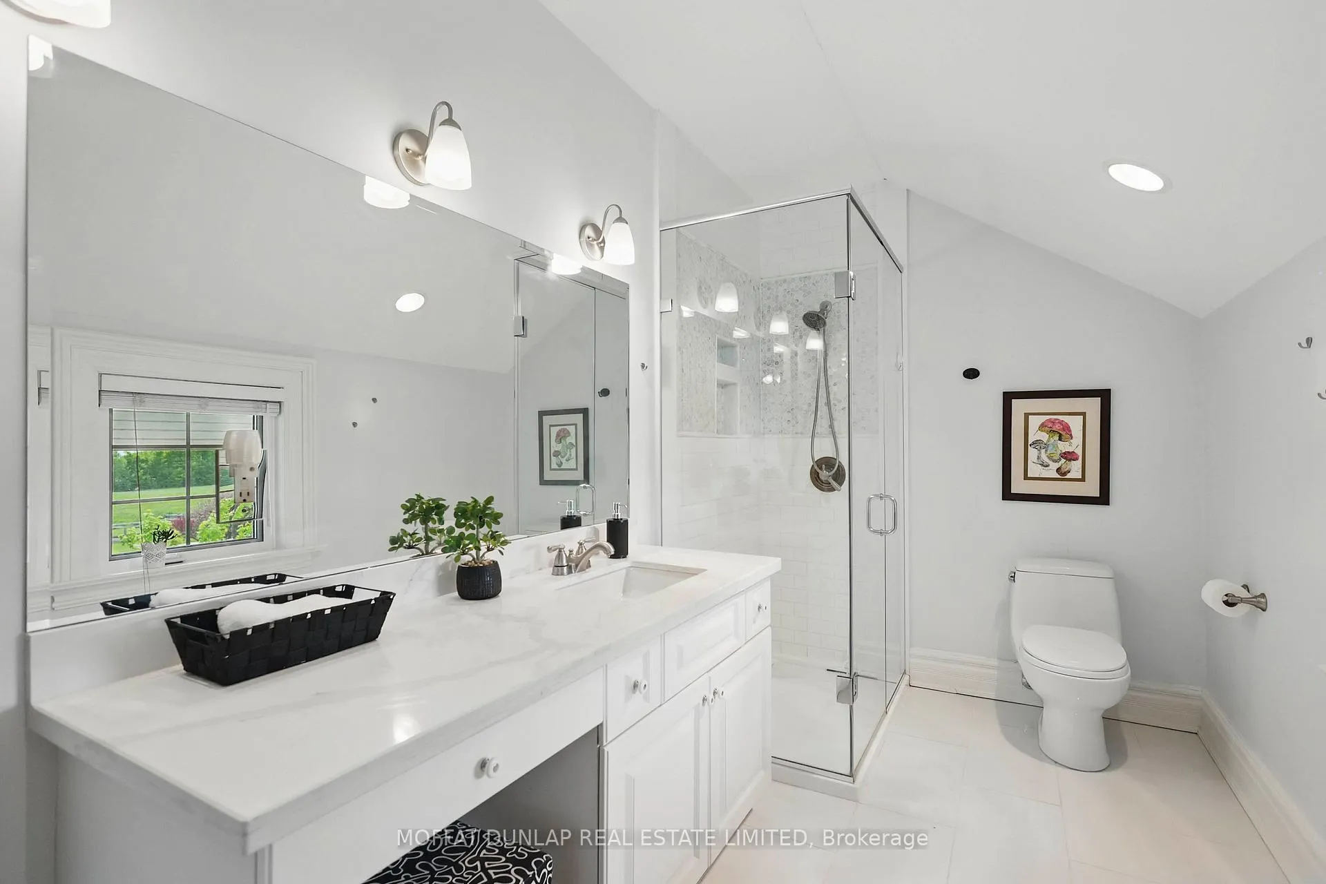Photo 10 of 16473 Mount Pleasant Road, Caledon, Rural Caledon — HOMEH