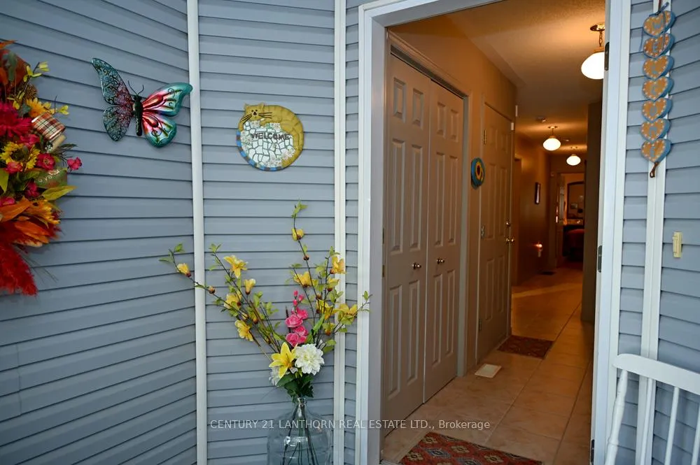 Photo 19 of 26 Heritage Drive, Prince Edward County, Wellington — HOMEH