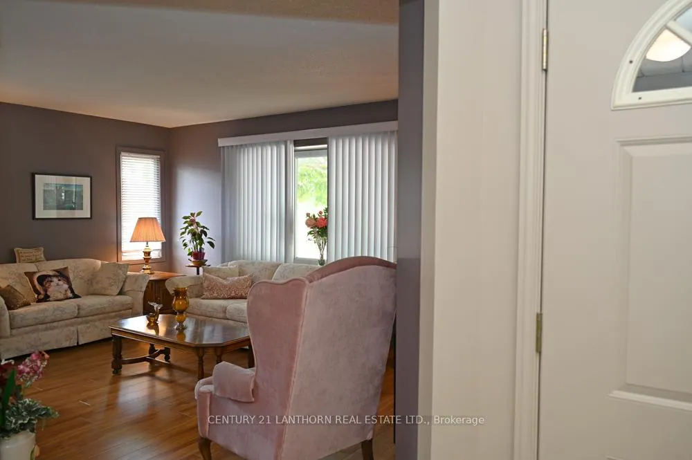 Photo 21 of 26 Heritage Drive, Prince Edward County, Wellington — HOMEH