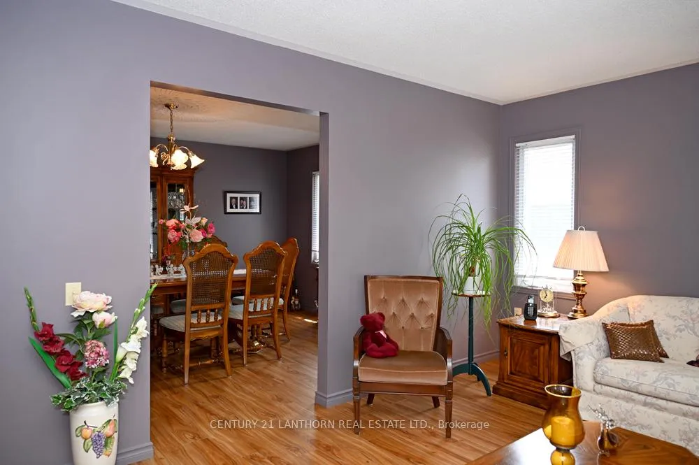 Photo 27 of 26 Heritage Drive, Prince Edward County, Wellington — HOMEH