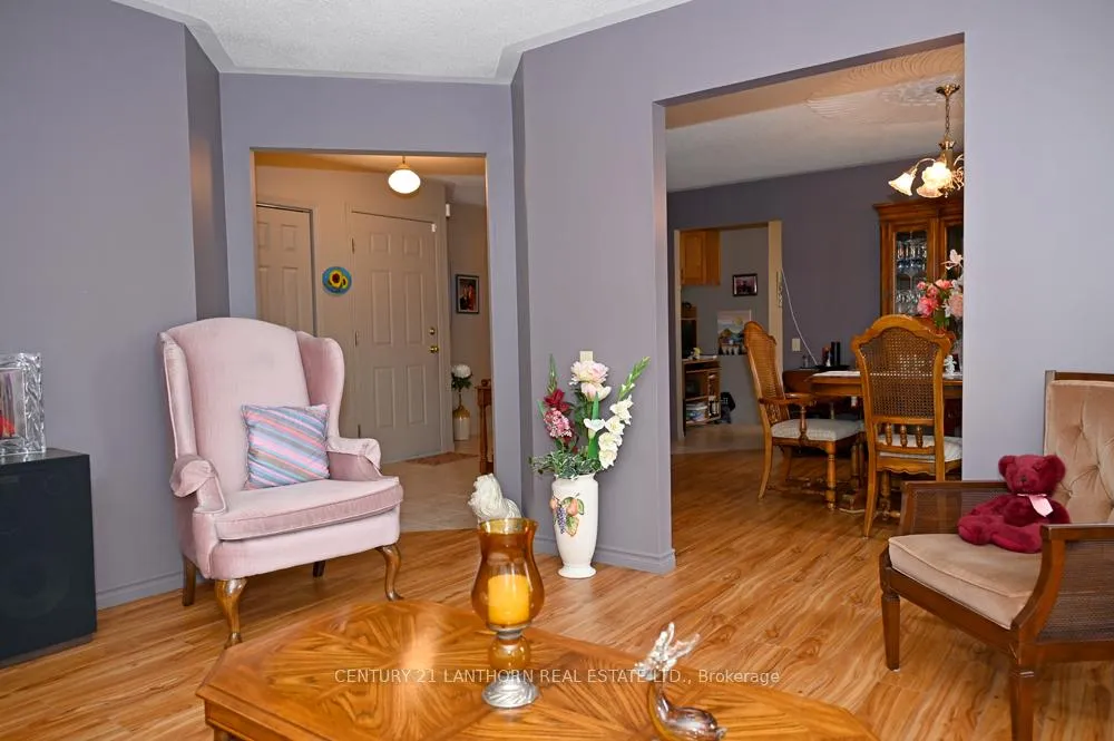 Photo 29 of 26 Heritage Drive, Prince Edward County, Wellington — HOMEH