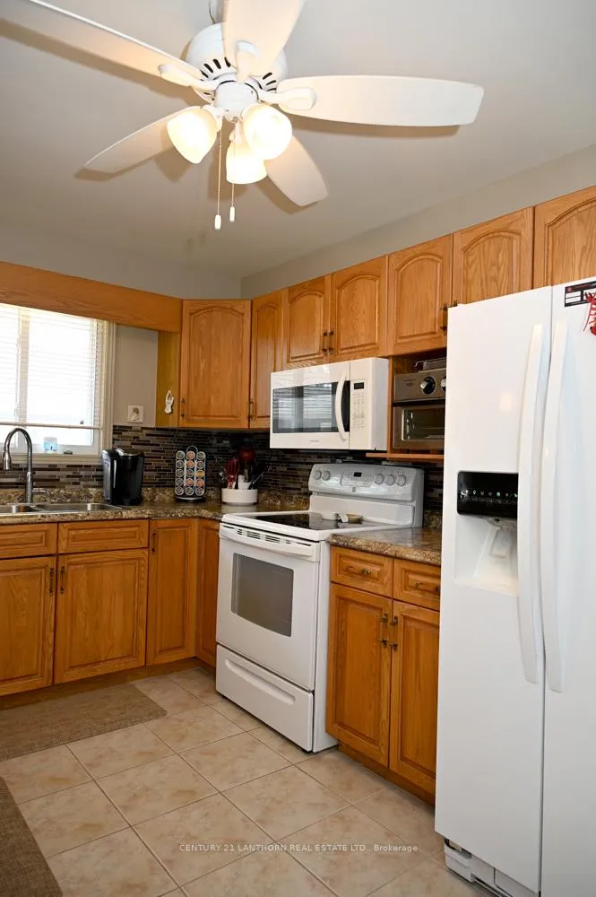 Photo 30 of 26 Heritage Drive, Prince Edward County, Wellington — HOMEH