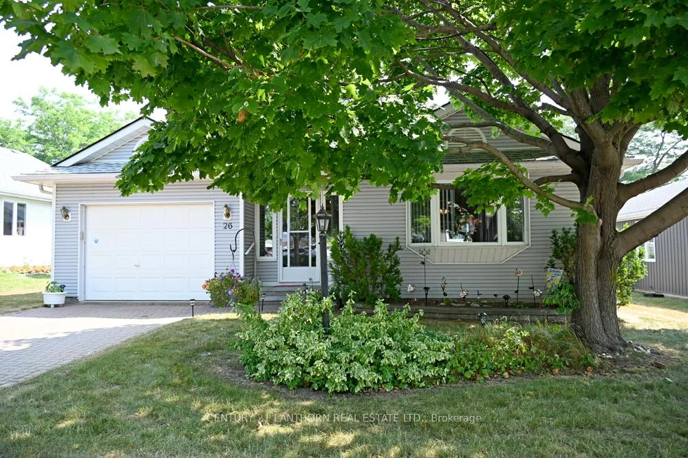 Photo 2 of 26 Heritage Drive, Prince Edward County, Wellington — HOMEH