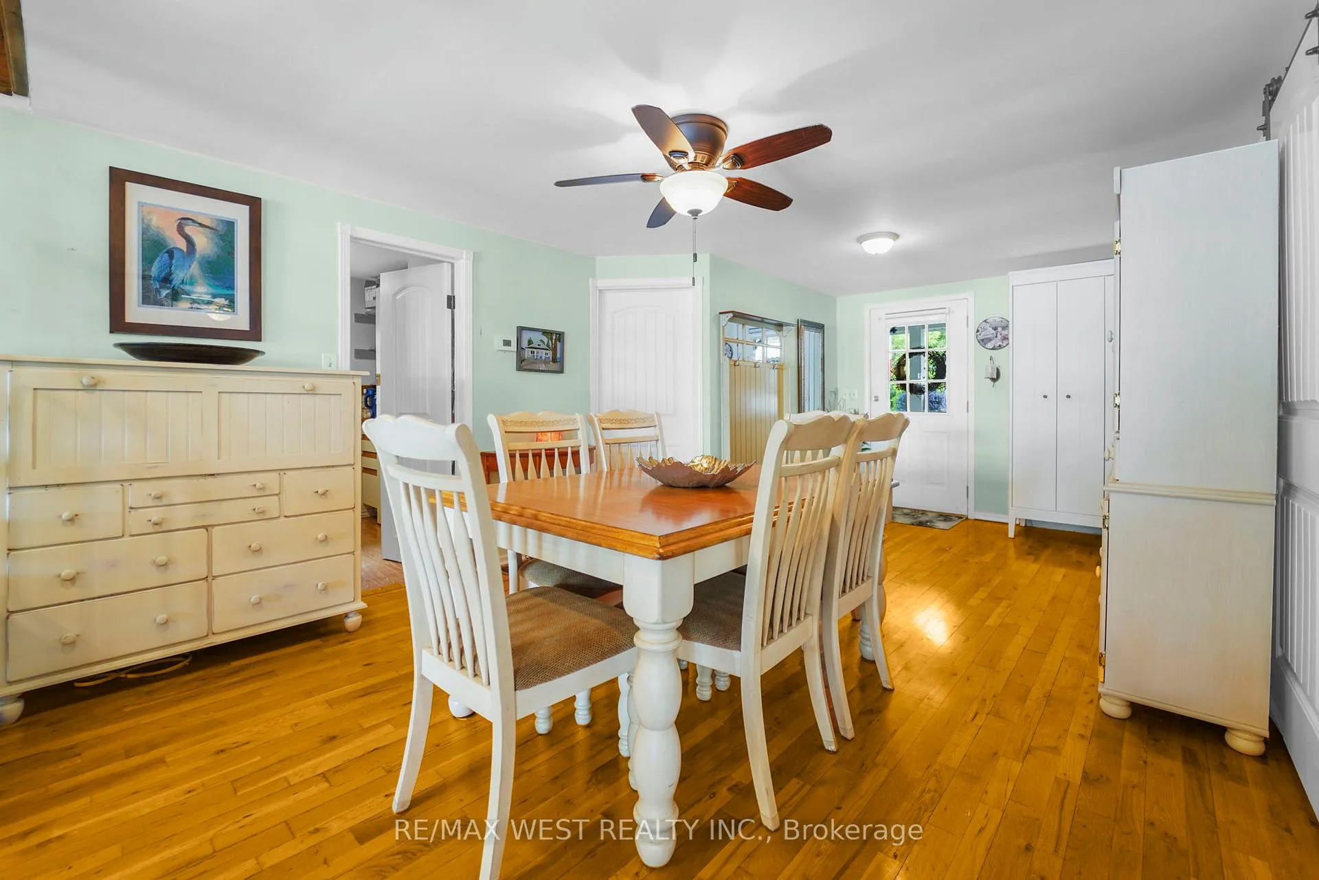 Photo 5 of 23 Holly Trail, Puslinch, Puslinch Lake Settlement Areas — HOMEH
