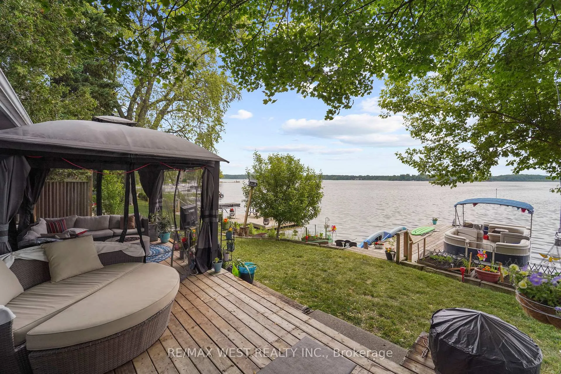 Photo 7 of 23 Holly Trail, Puslinch, Puslinch Lake Settlement Areas — HOMEH