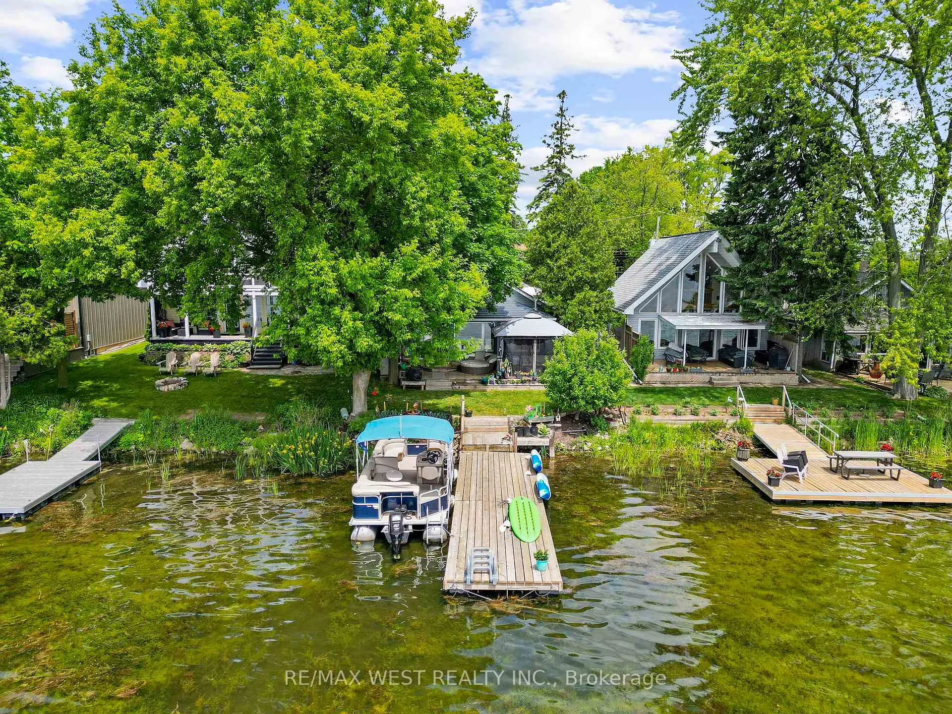 Photo 8 of 23 Holly Trail, Puslinch, Puslinch Lake Settlement Areas — HOMEH