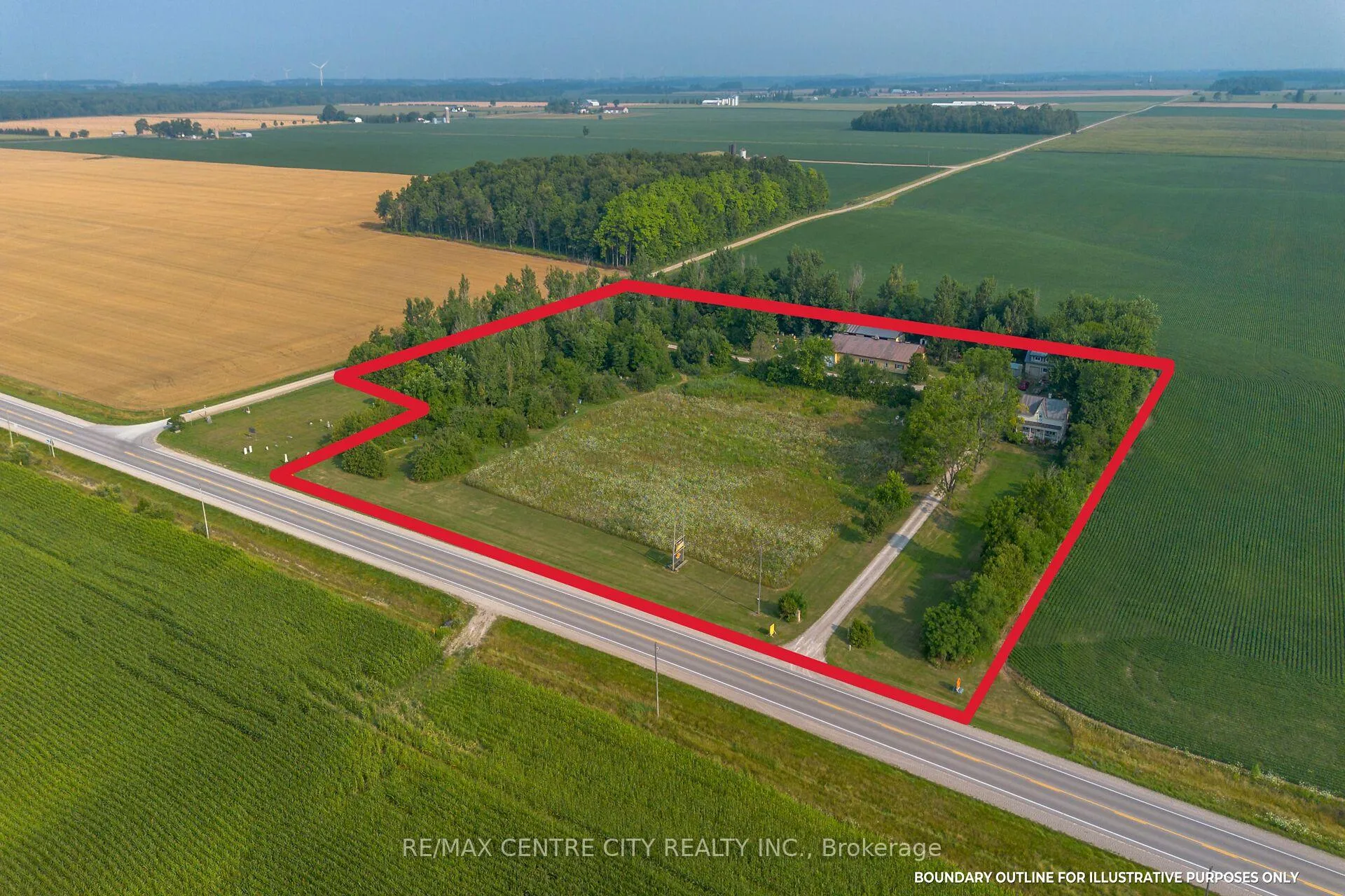 Photo 1 of 39006 Zurich-Hensall Road, Bluewater, Hensall — HOMEH