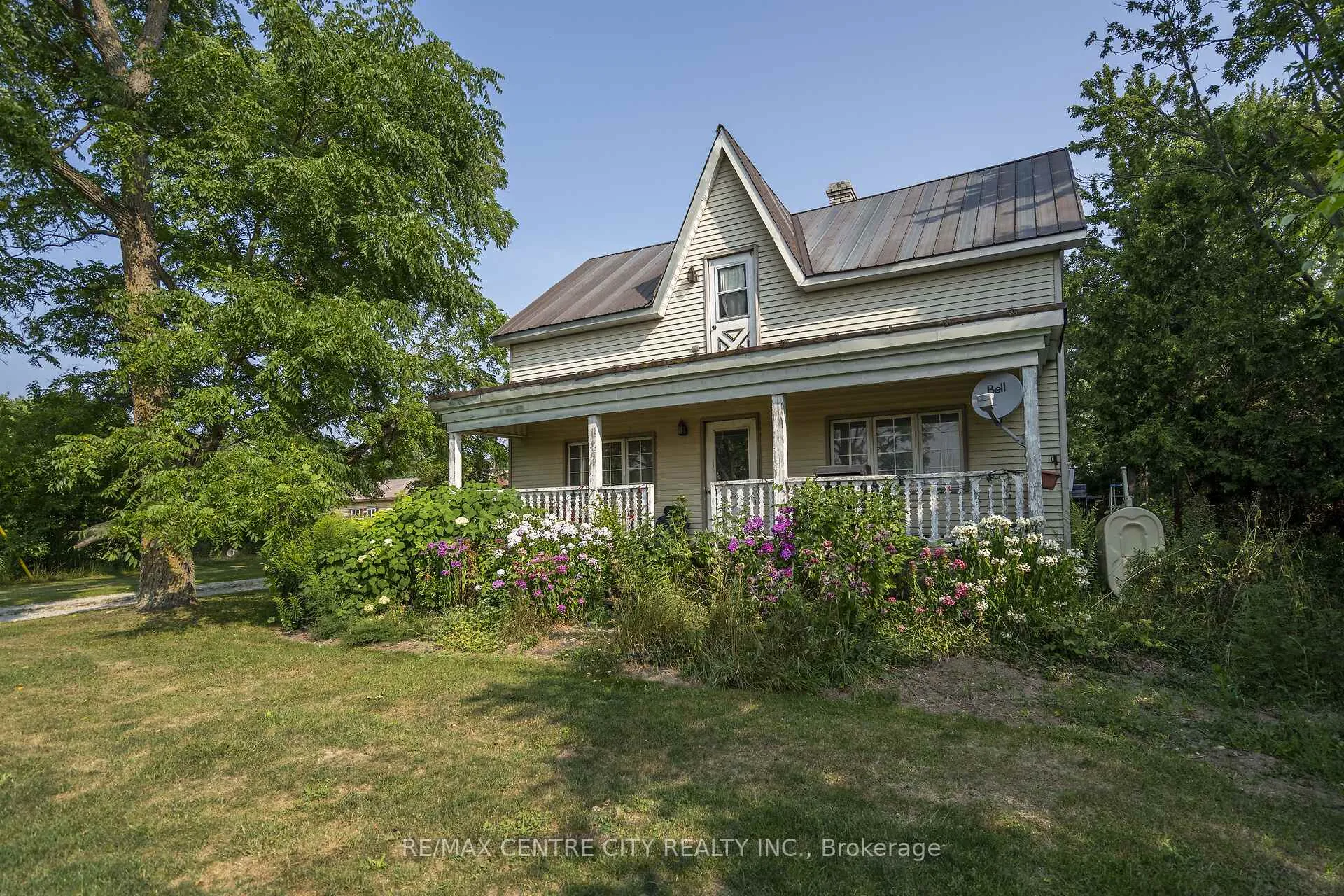 Photo 34 of 39006 Zurich-Hensall Road, Bluewater, Hensall — HOMEH