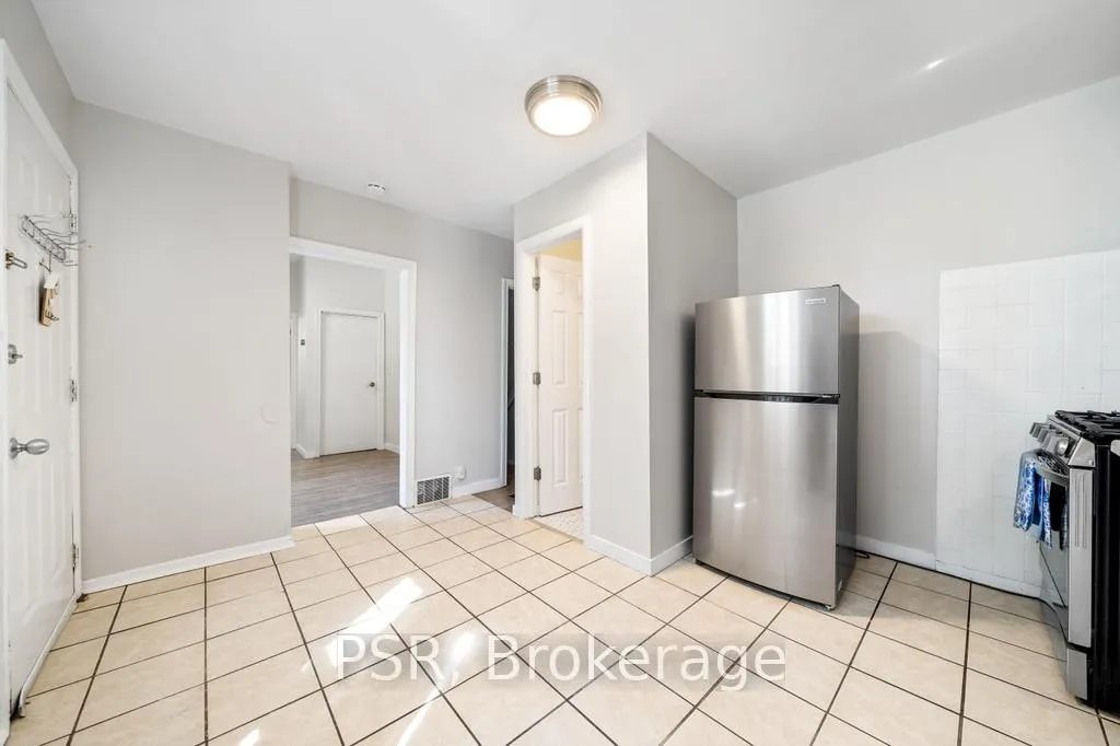 Photo 10 of 38 Princess Street, Hamilton, Gibson — HOMEH