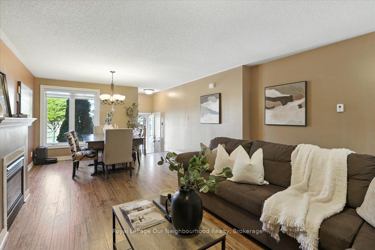 Photo 5 of 67 Harmer Drive, Clarington, Newcastle — HOMEH