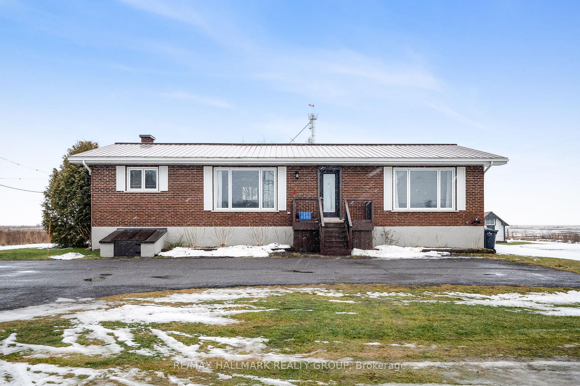 Photo 2 of 2631 County Road 17, Champlain, Champlain Twp — HOMEH