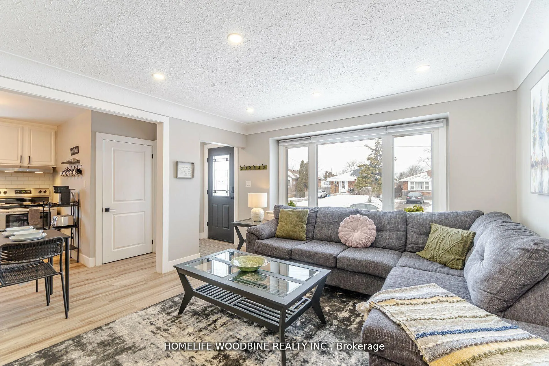 Photo 6 of 107 Winchester Boulevard, Hamilton, Hampton Heights — HOMEH