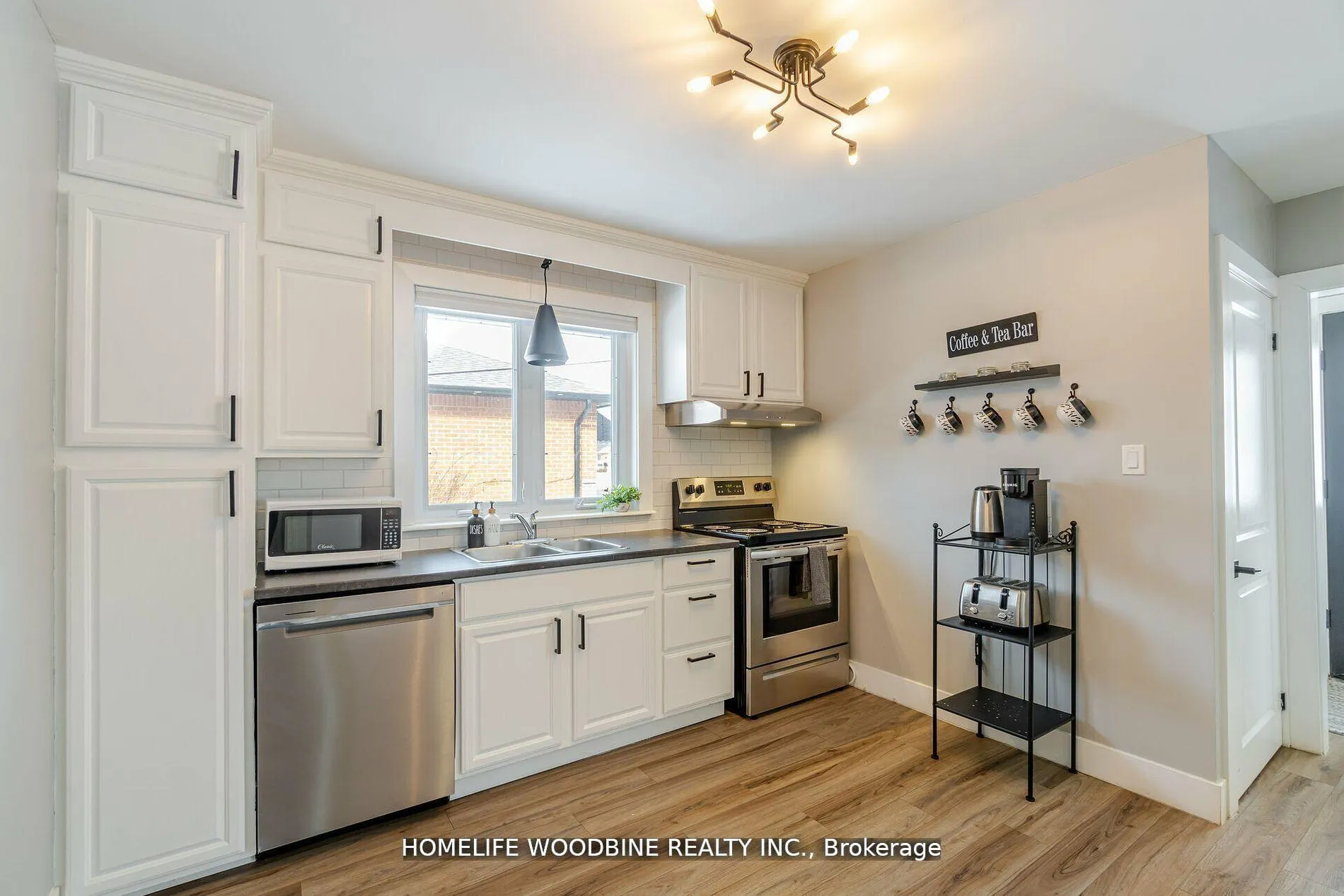 Photo 11 of 107 Winchester Boulevard, Hamilton, Hampton Heights — HOMEH