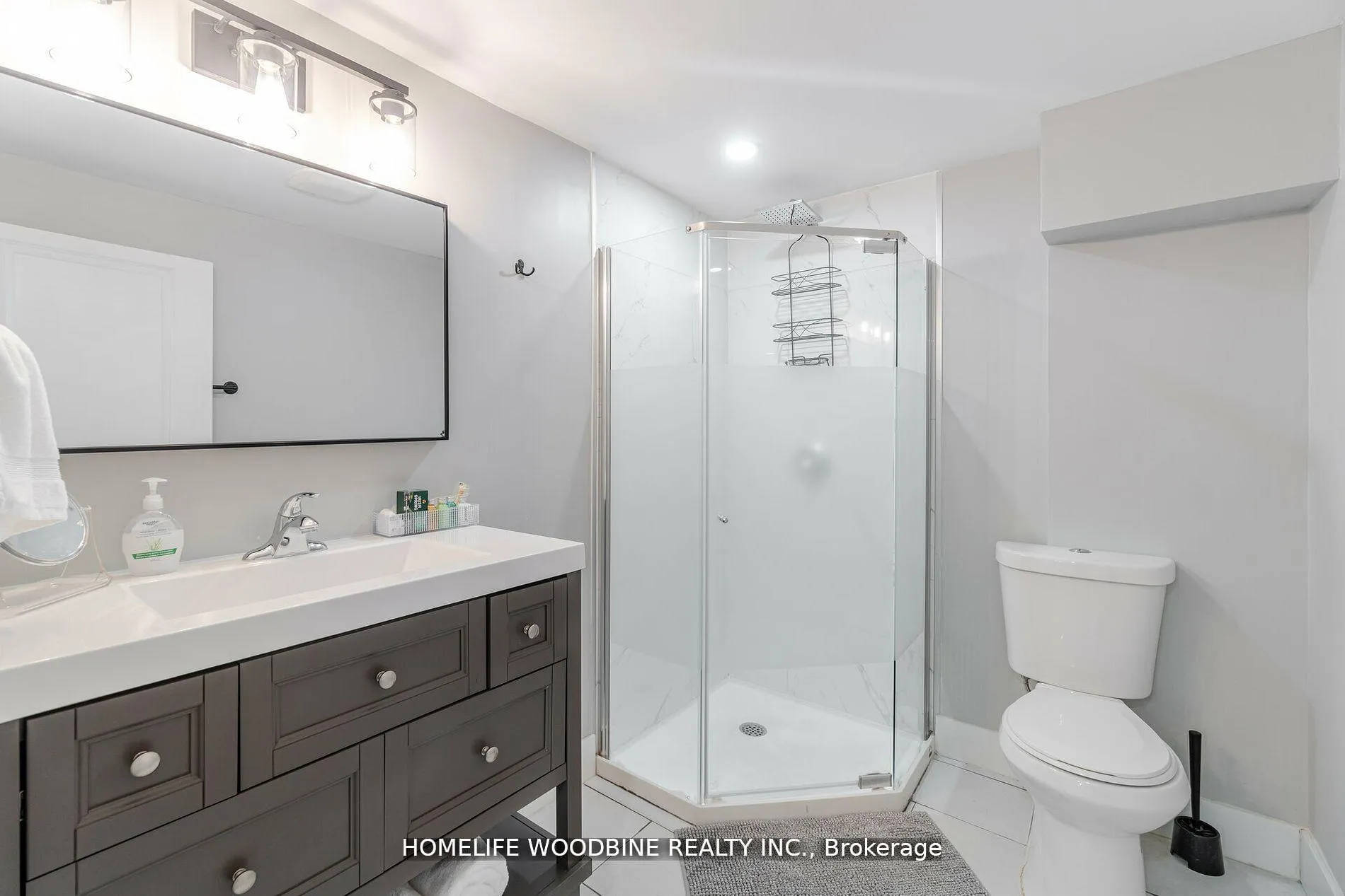 Photo 29 of 107 Winchester Boulevard, Hamilton, Hampton Heights — HOMEH