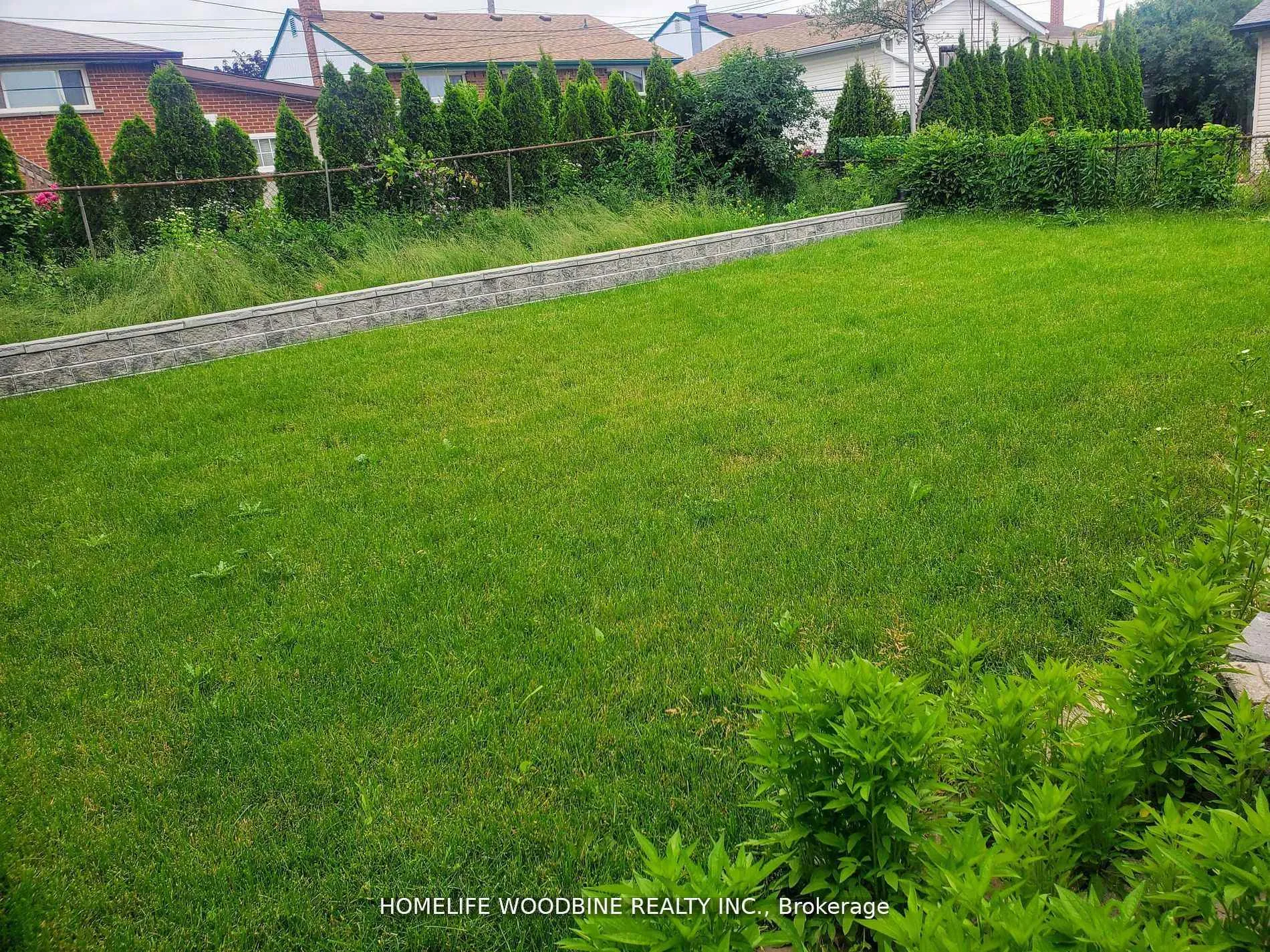 Photo 32 of 107 Winchester Boulevard, Hamilton, Hampton Heights — HOMEH