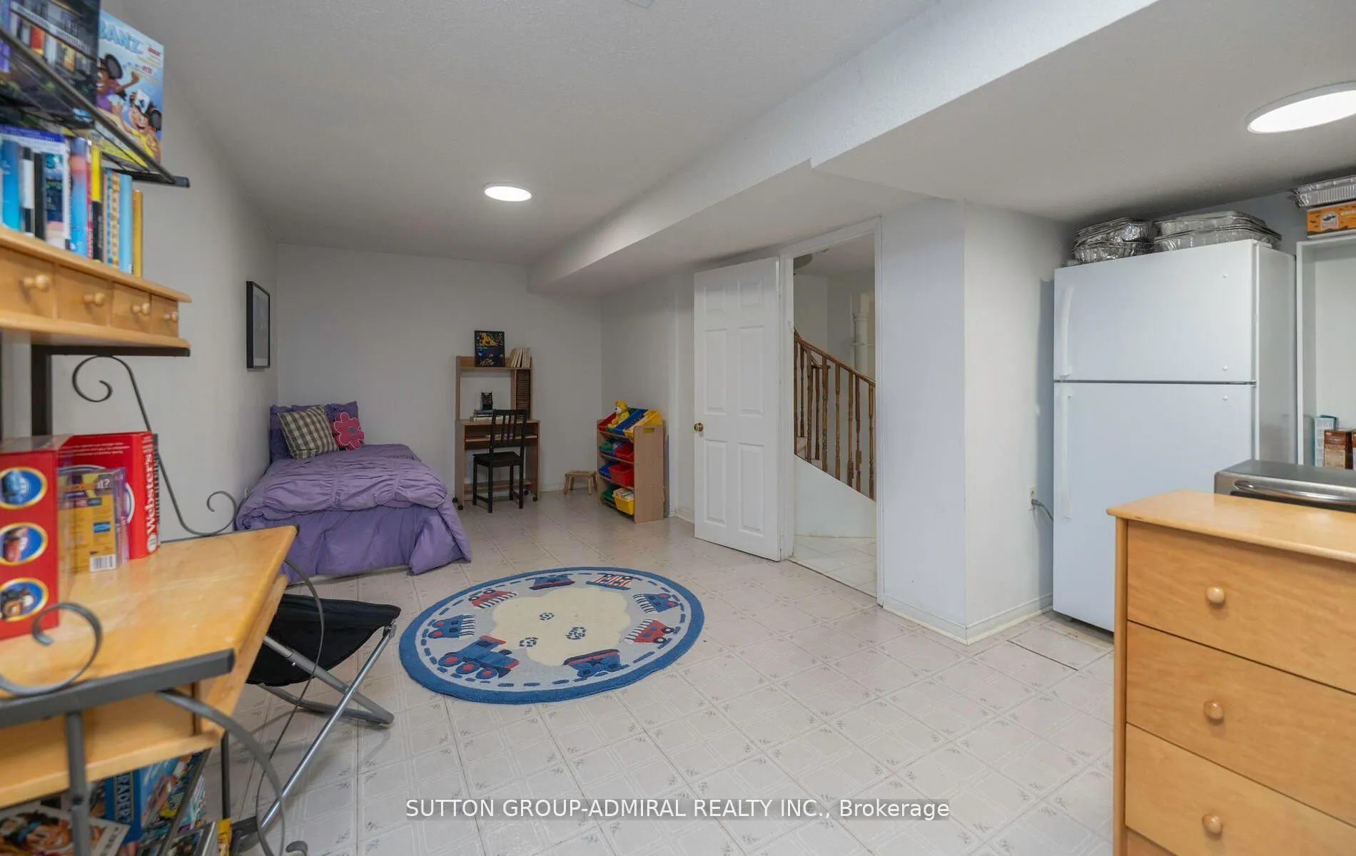 Photo 36 of 19 Maxwell Court, Vaughan, Uplands — HOMEH