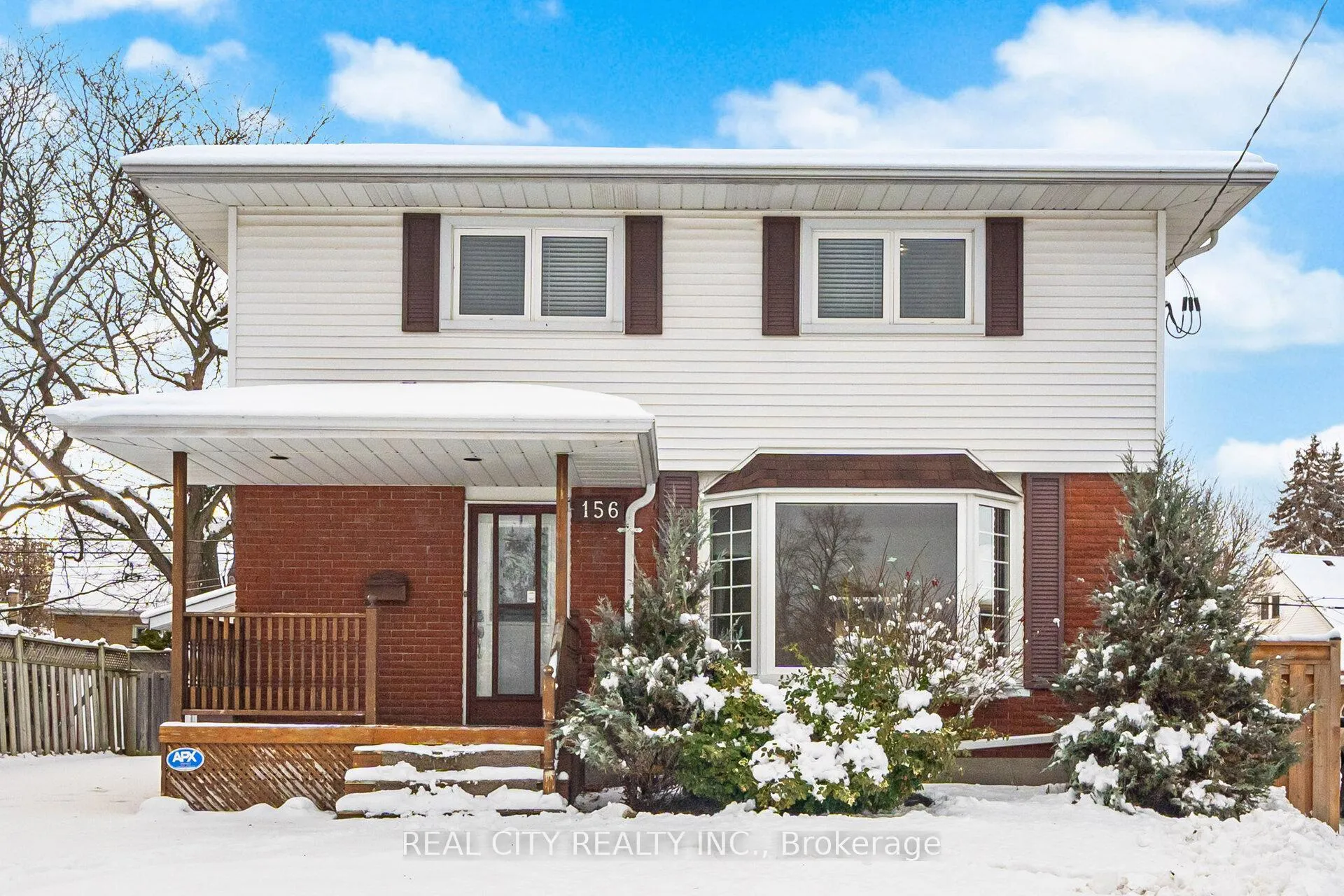 Front of 156 Gladstone Avenue