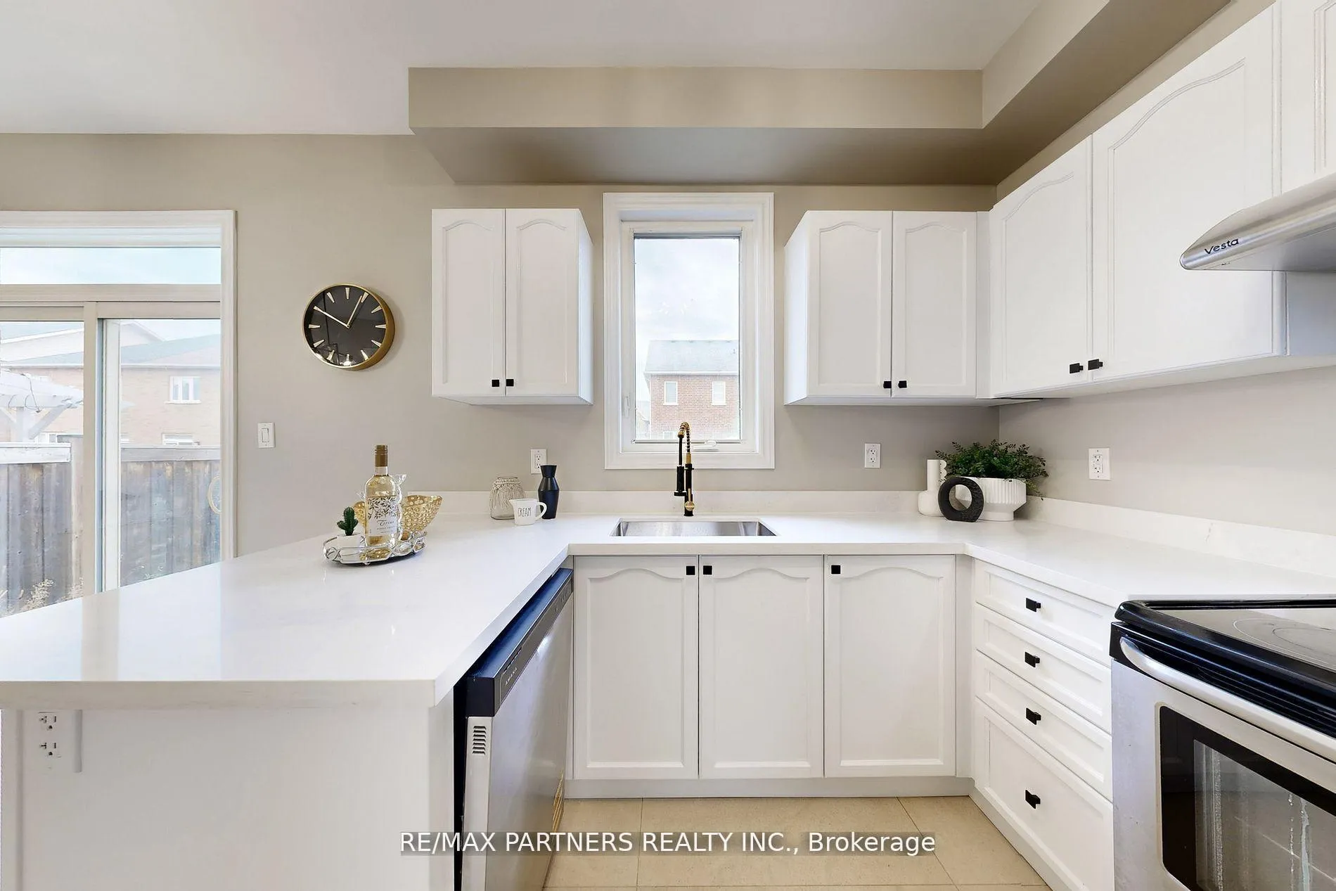 Photo 9 of 29 Robert Osprey Drive, Markham, Cathedraltown — HOMEH