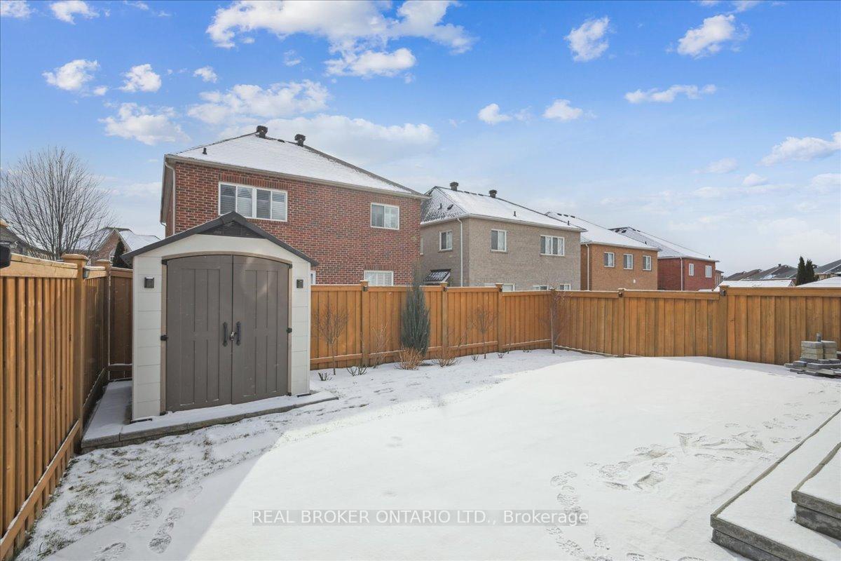 Photo 30 of 35 Hinsley Crescent, Ajax, Northeast Ajax — HOMEH