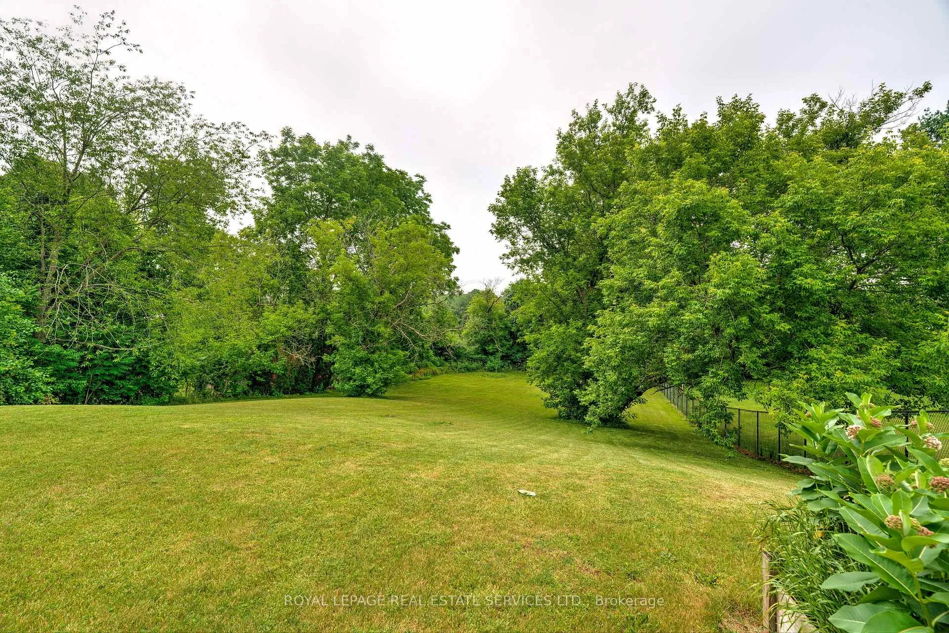 Photo 40 of 312 Carlisle Road, Hamilton, Carlisle — HOMEH