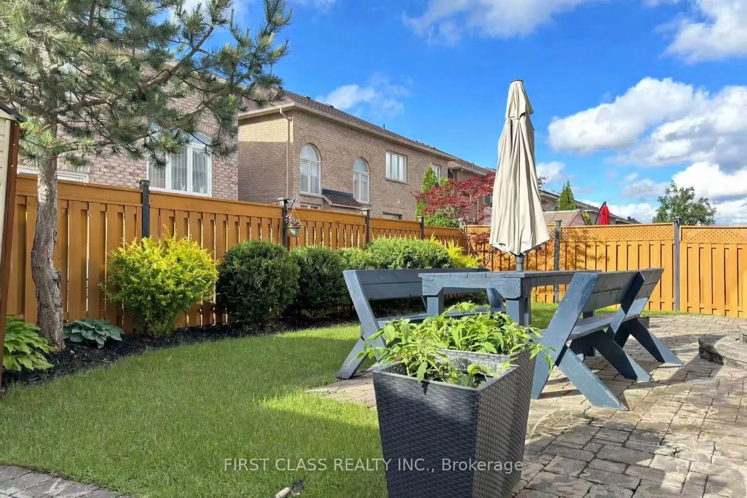 Photo 44 of 43 Calico Crescent, Markham, Cachet — HOMEH
