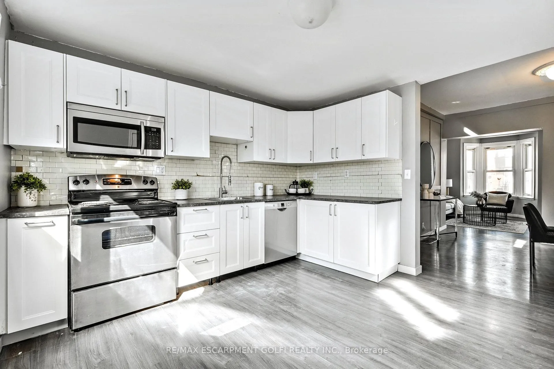 Photo 14 of 381 Herkimer Street, Hamilton, Kirkendall — HOMEH