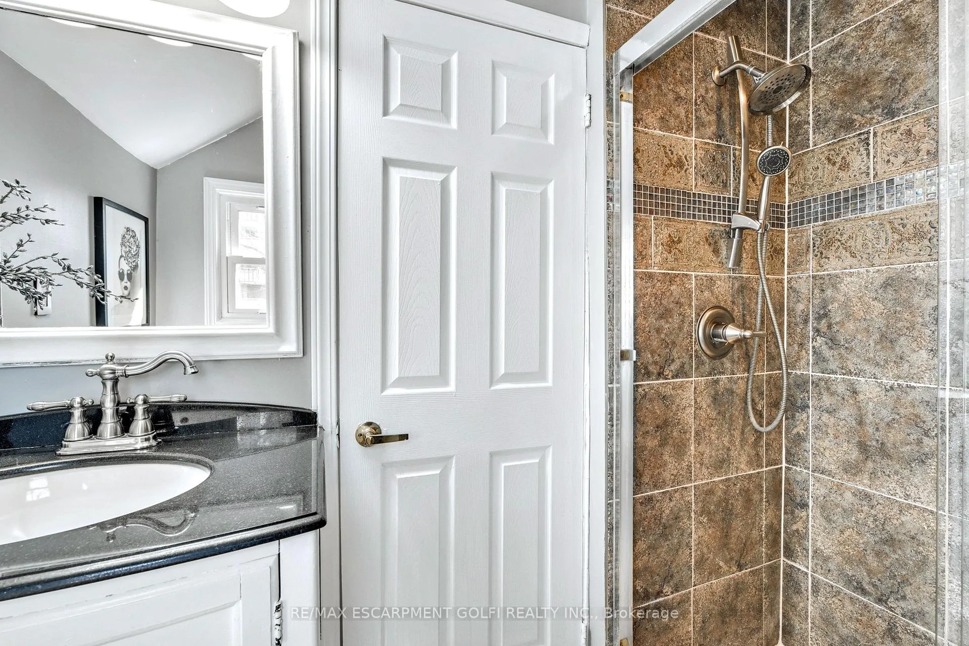 Photo 26 of 381 Herkimer Street, Hamilton, Kirkendall — HOMEH