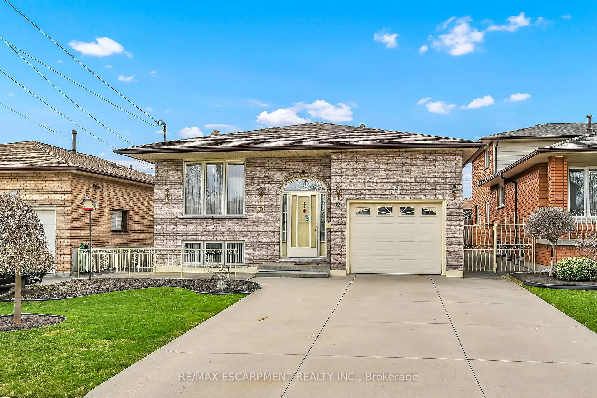 Photo 1 of 54 Ridley Drive, Hamilton, Quinndale — HOMEH