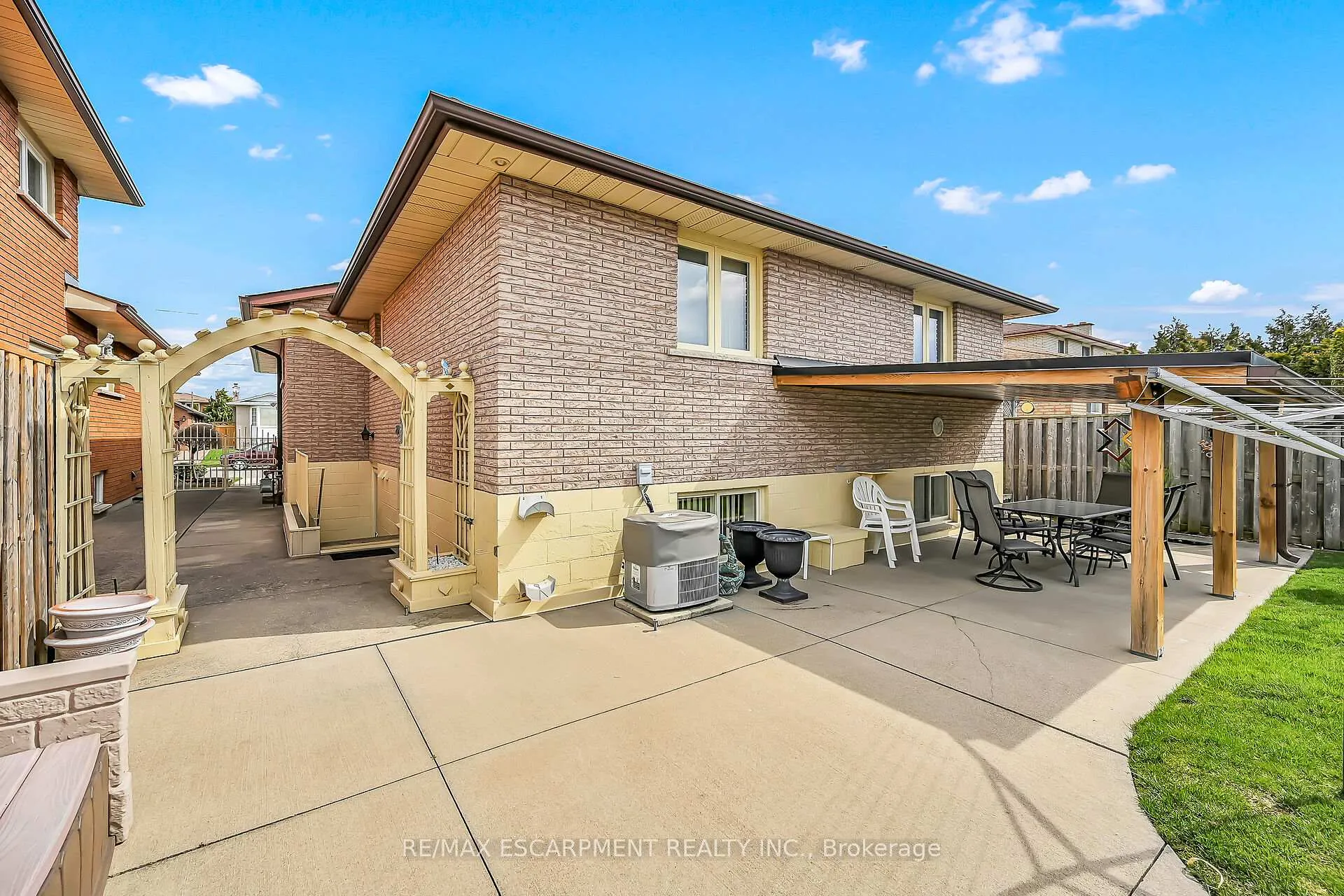 Photo 46 of 54 Ridley Drive, Hamilton, Quinndale — HOMEH