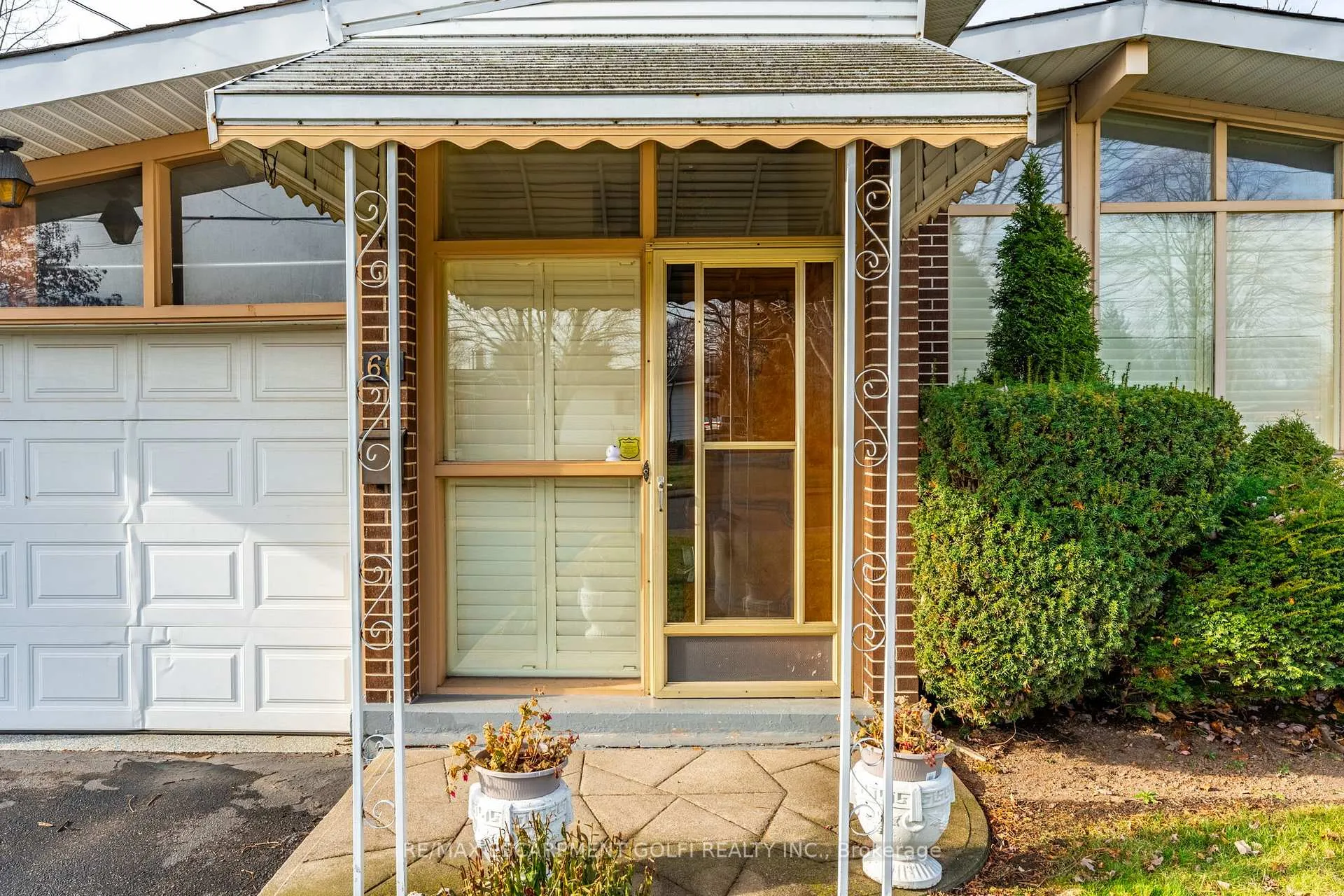 Photo 4 of 60 Sunrise Drive, Hamilton, Greenford — HOMEH