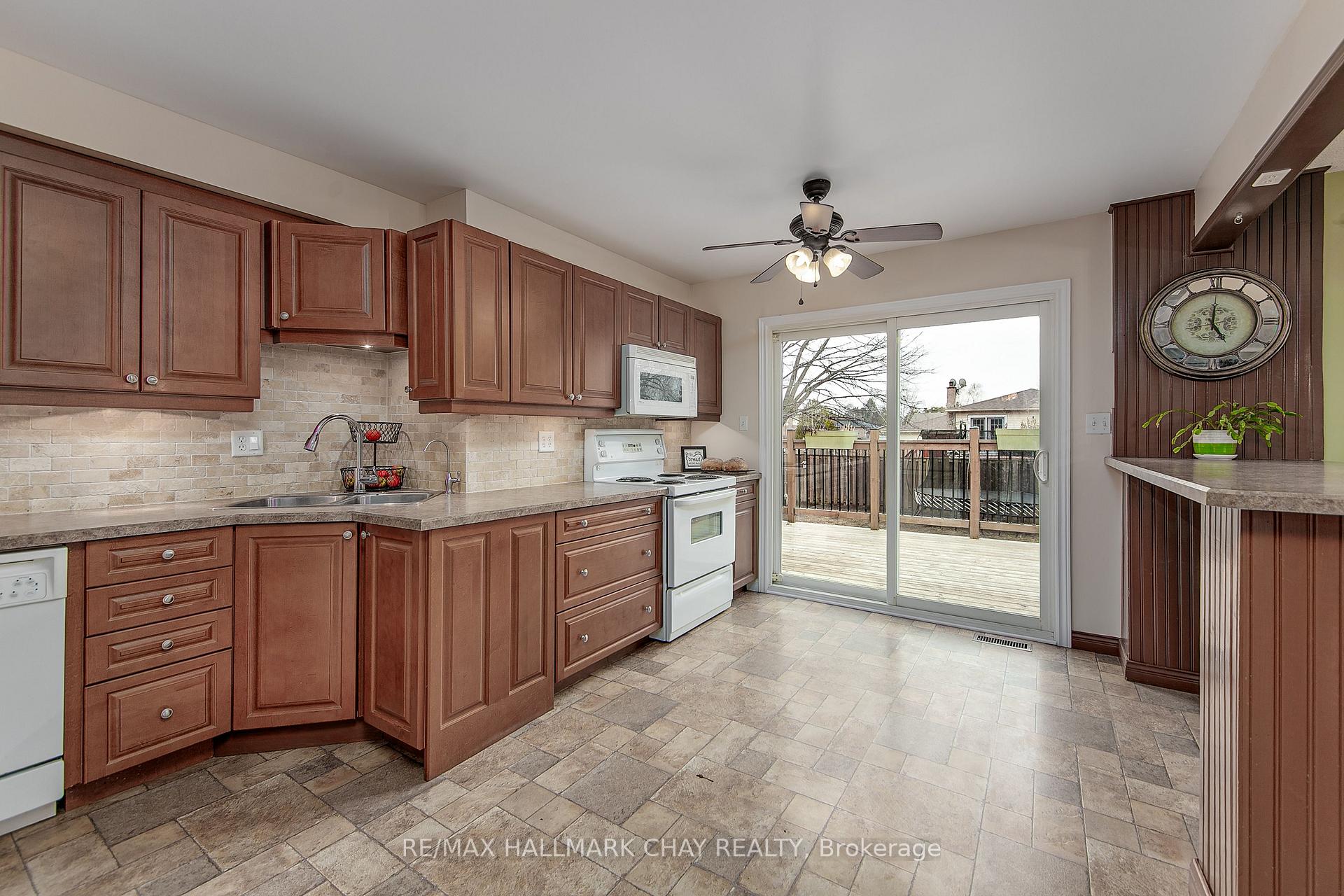 Photo 9 of 12 Mccarthy Crescent, Essa, Angus — HOMEH