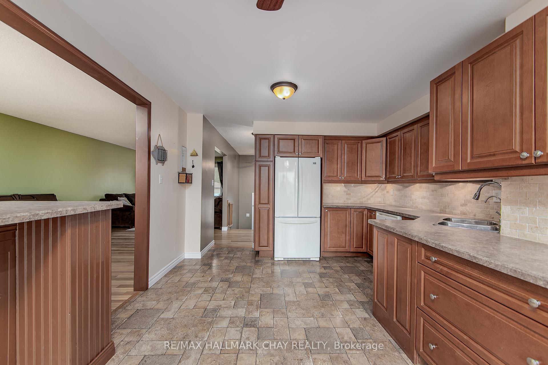 Photo 14 of 12 Mccarthy Crescent, Essa, Angus — HOMEH