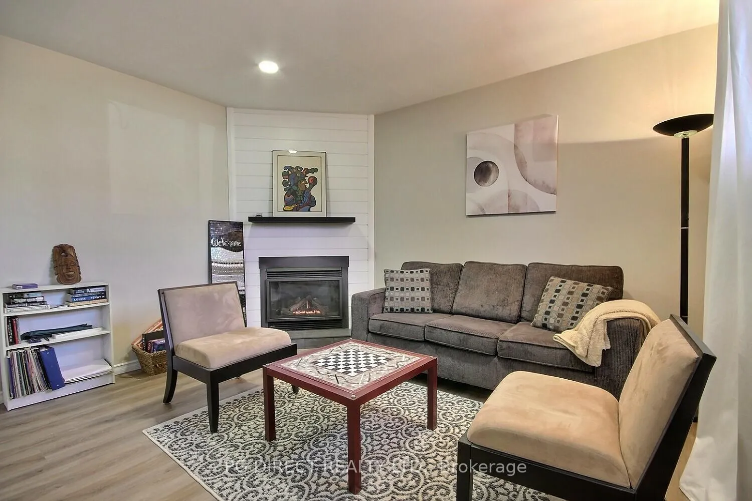 Photo 14 of 14 Mohawk Avenue, Brighton — HOMEH