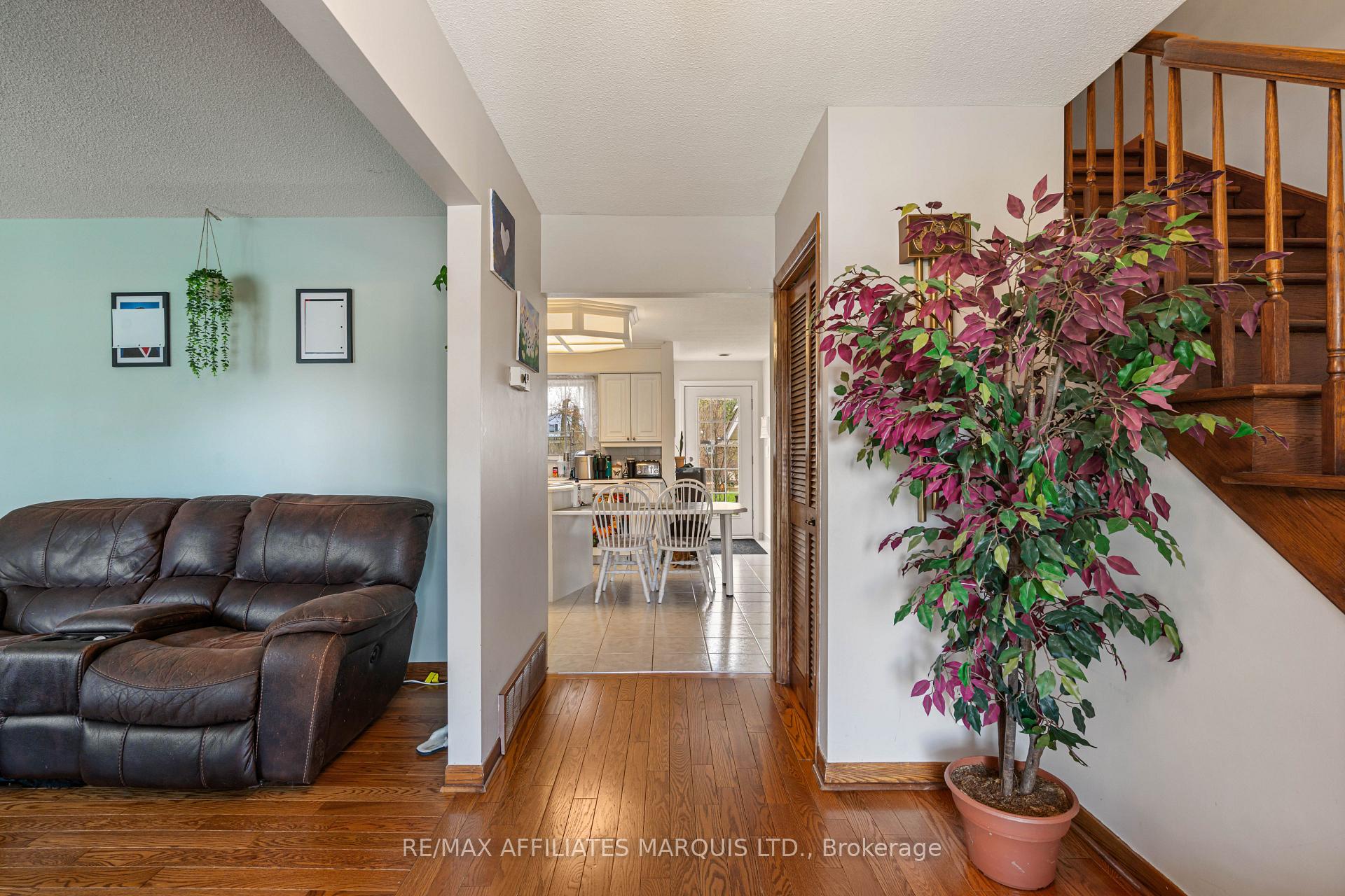 Photo 3 of 1514 Catherine Street, Cornwall — HOMEH