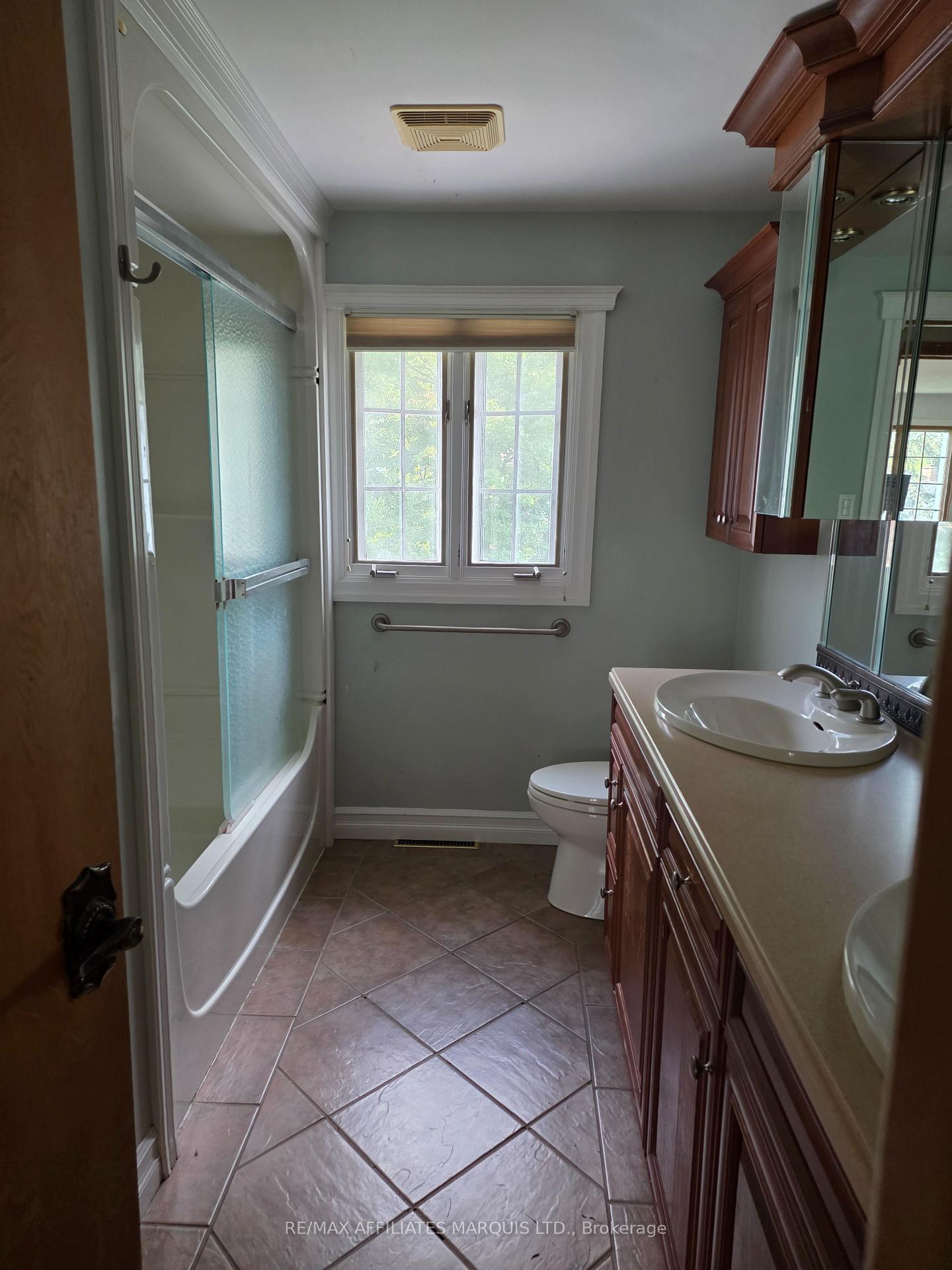 Photo 17 of 1514 Catherine Street, Cornwall — HOMEH