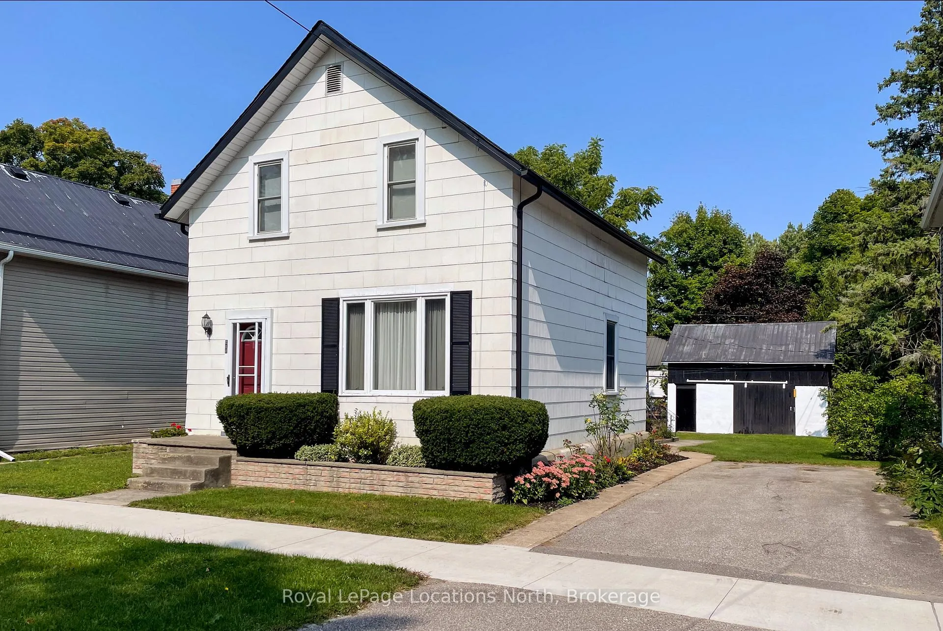 Photo 1 of 210 Cherry Street, Clearview, Stayner — HOMEH