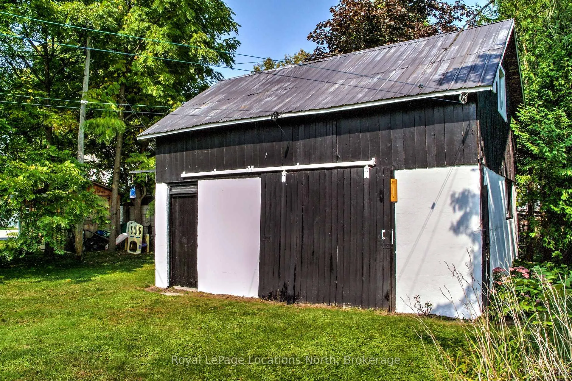 Photo 5 of 210 Cherry Street, Clearview, Stayner — HOMEH