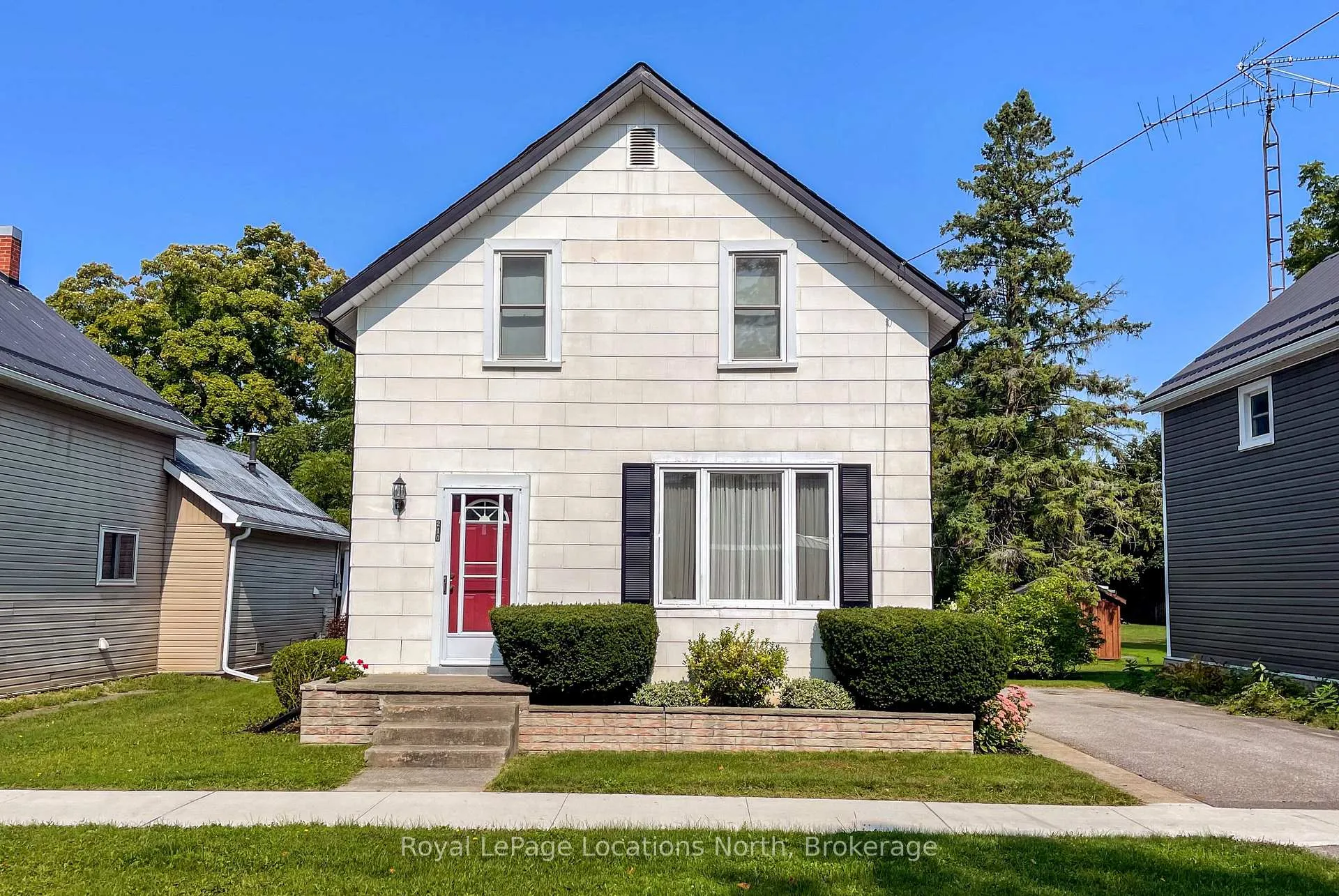 Photo 12 of 210 Cherry Street, Clearview, Stayner — HOMEH