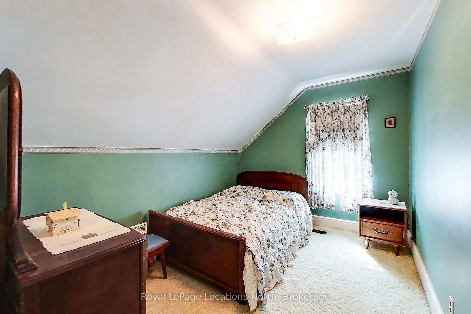 Photo 44 of 210 Cherry Street, Clearview, Stayner — HOMEH