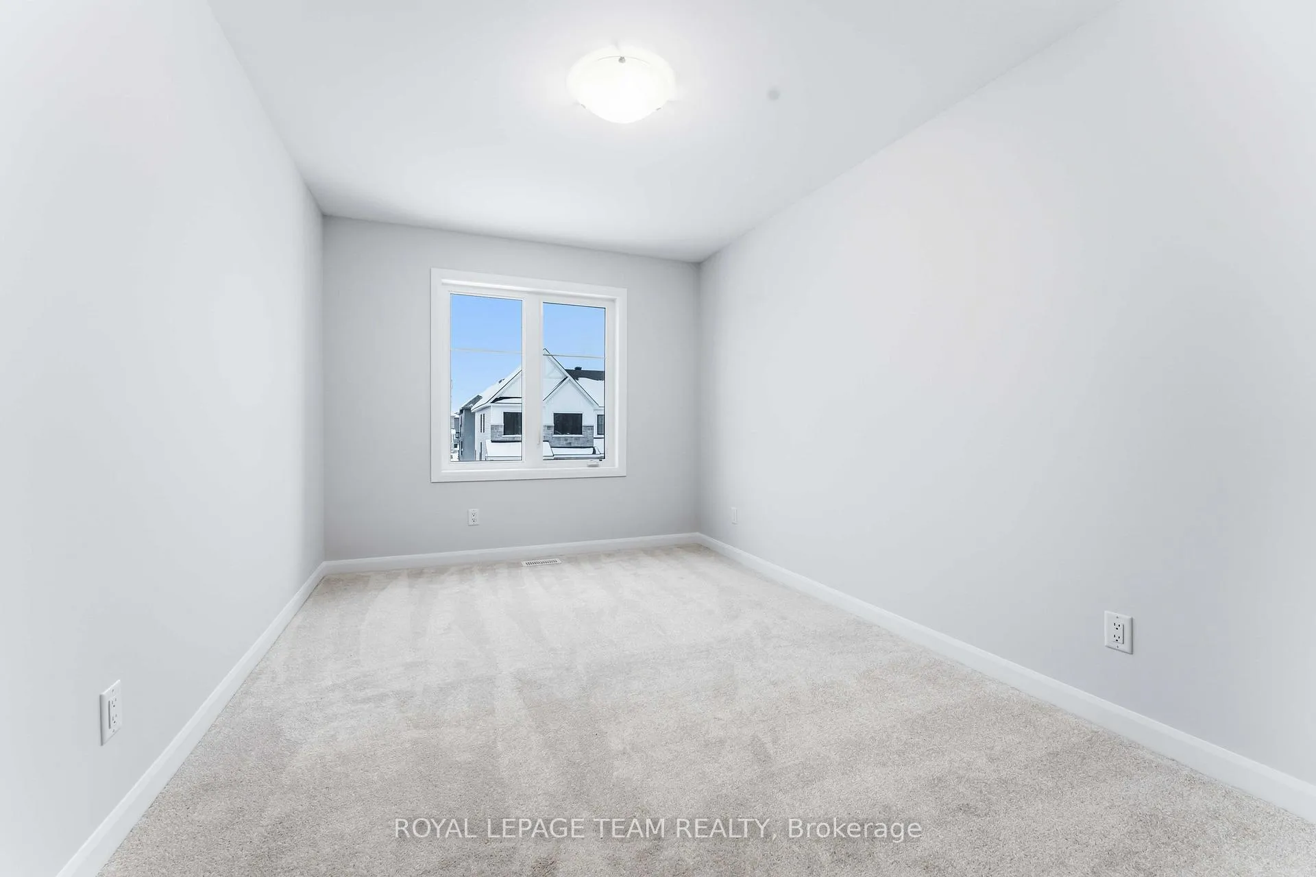 Photo 28 of 742 Fairline Row, Ottawa, Kanata - Emerald Meadows/Trailwest — HOMEH