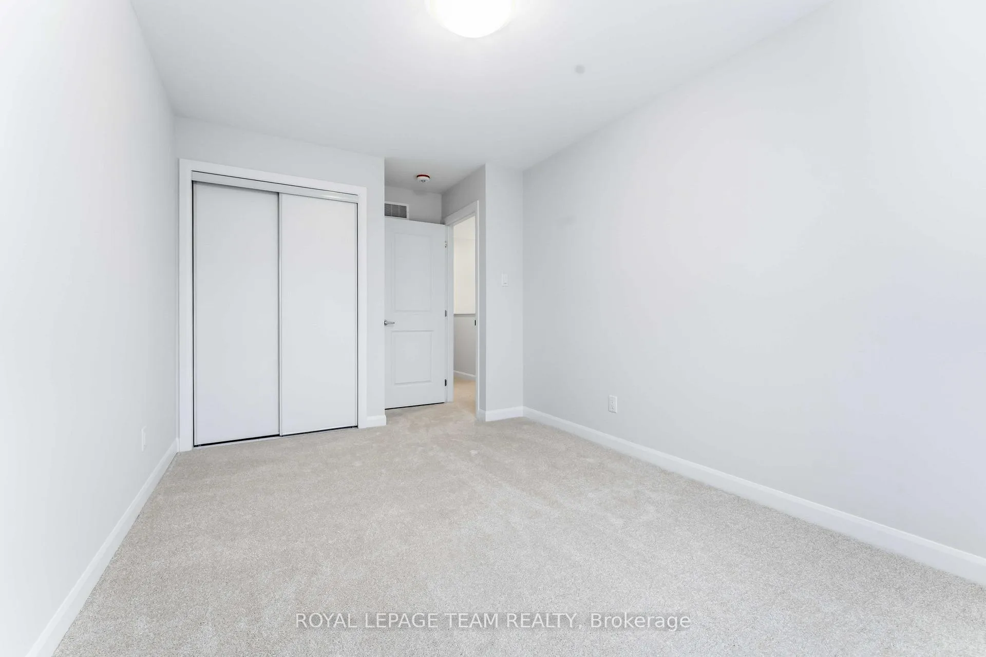 Photo 30 of 742 Fairline Row, Ottawa, Kanata - Emerald Meadows/Trailwest — HOMEH