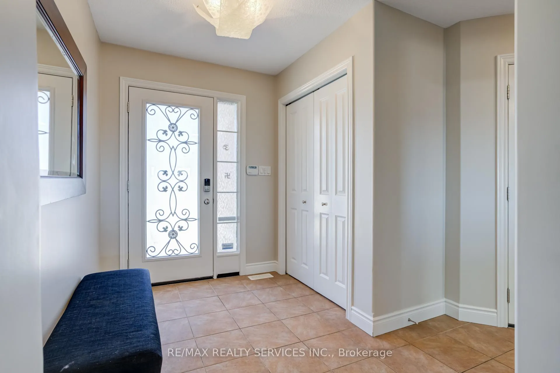 Photo 3 of 141 Kemp Crescent, Guelph, Grange Road — HOMEH