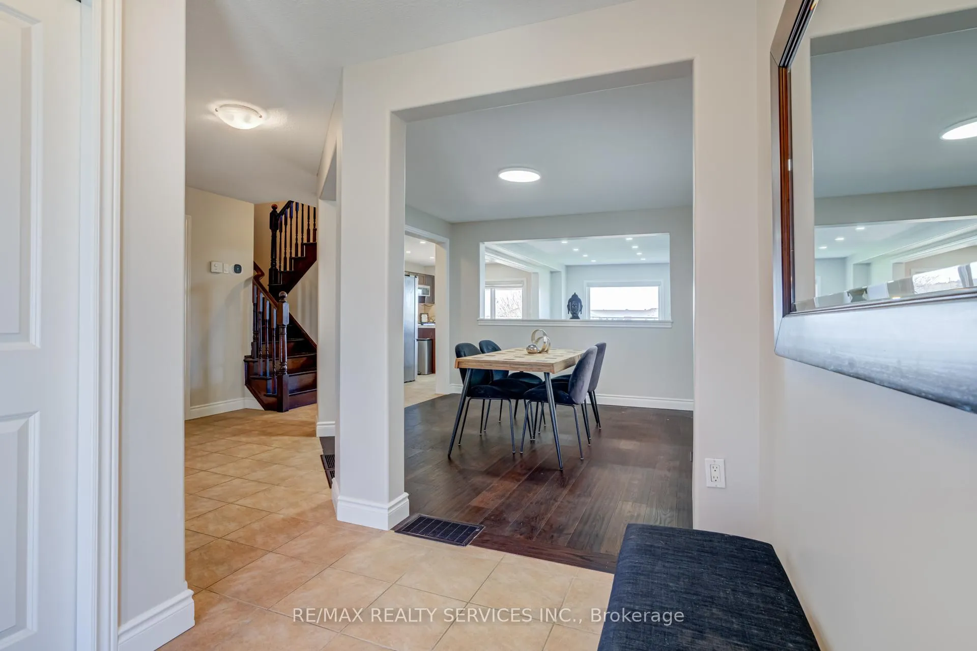 Photo 4 of 141 Kemp Crescent, Guelph, Grange Road — HOMEH