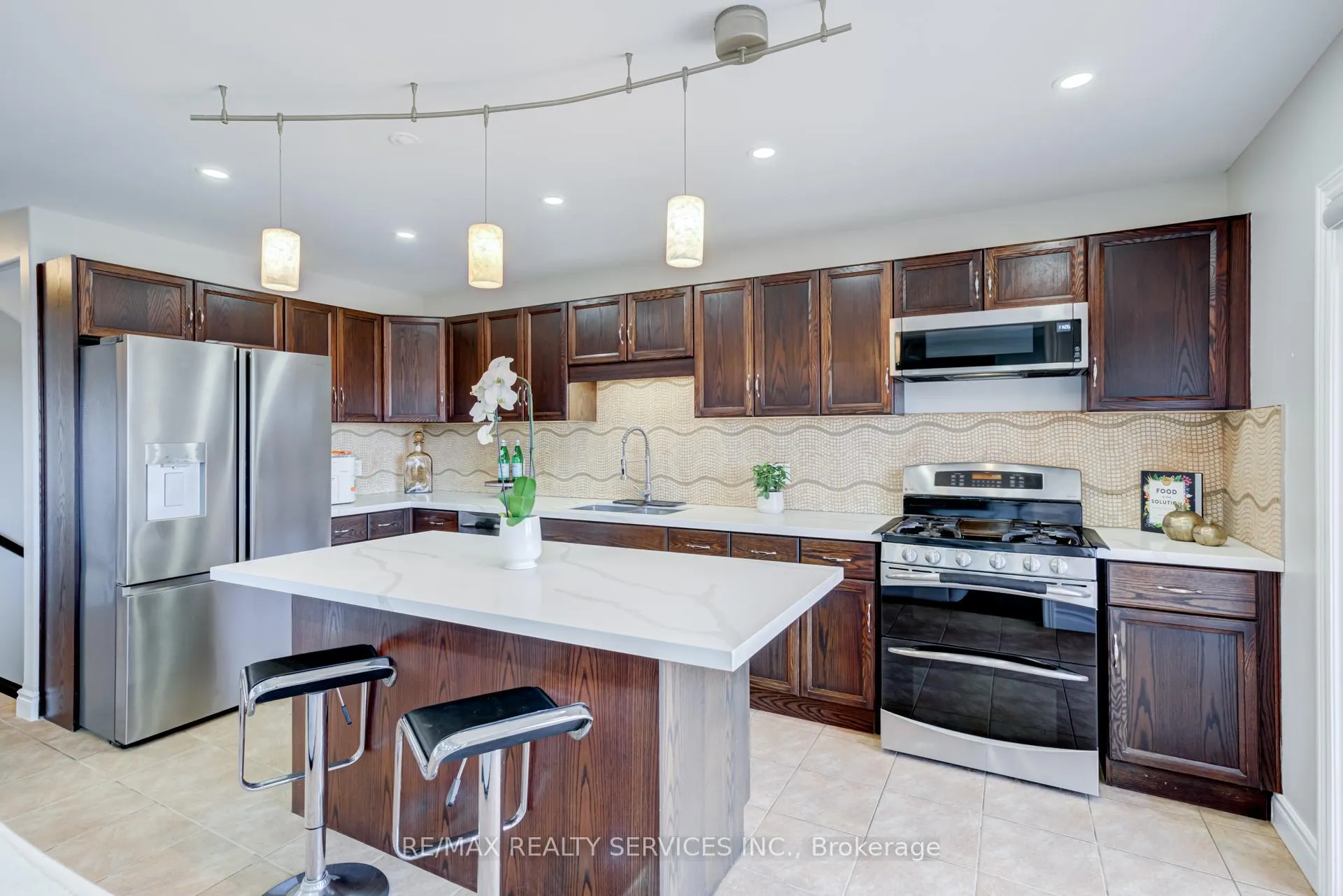 Photo 12 of 141 Kemp Crescent, Guelph, Grange Road — HOMEH