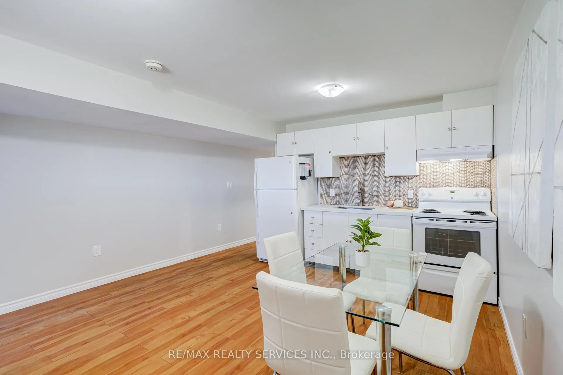 Photo 31 of 141 Kemp Crescent, Guelph, Grange Road — HOMEH