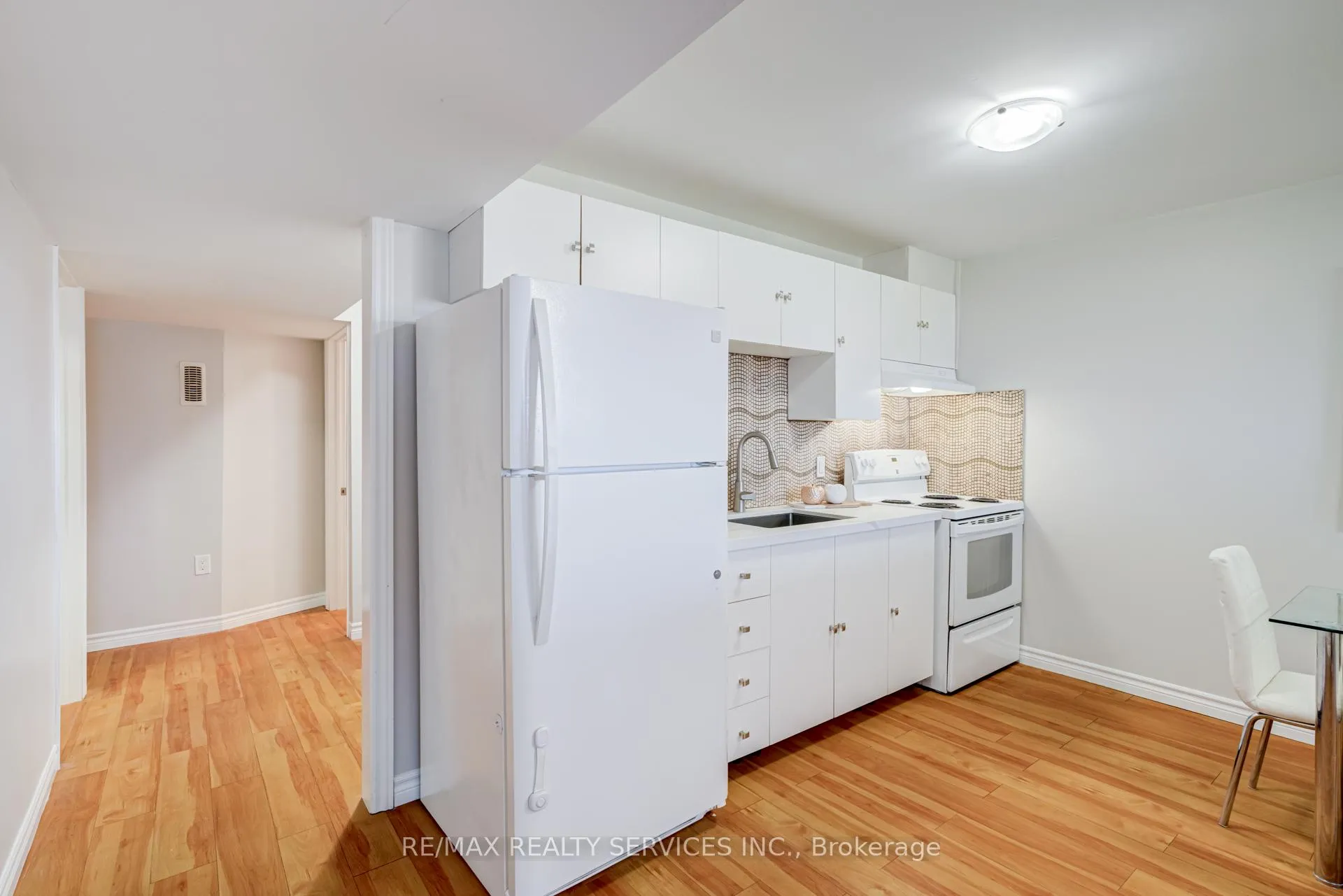 Photo 32 of 141 Kemp Crescent, Guelph, Grange Road — HOMEH