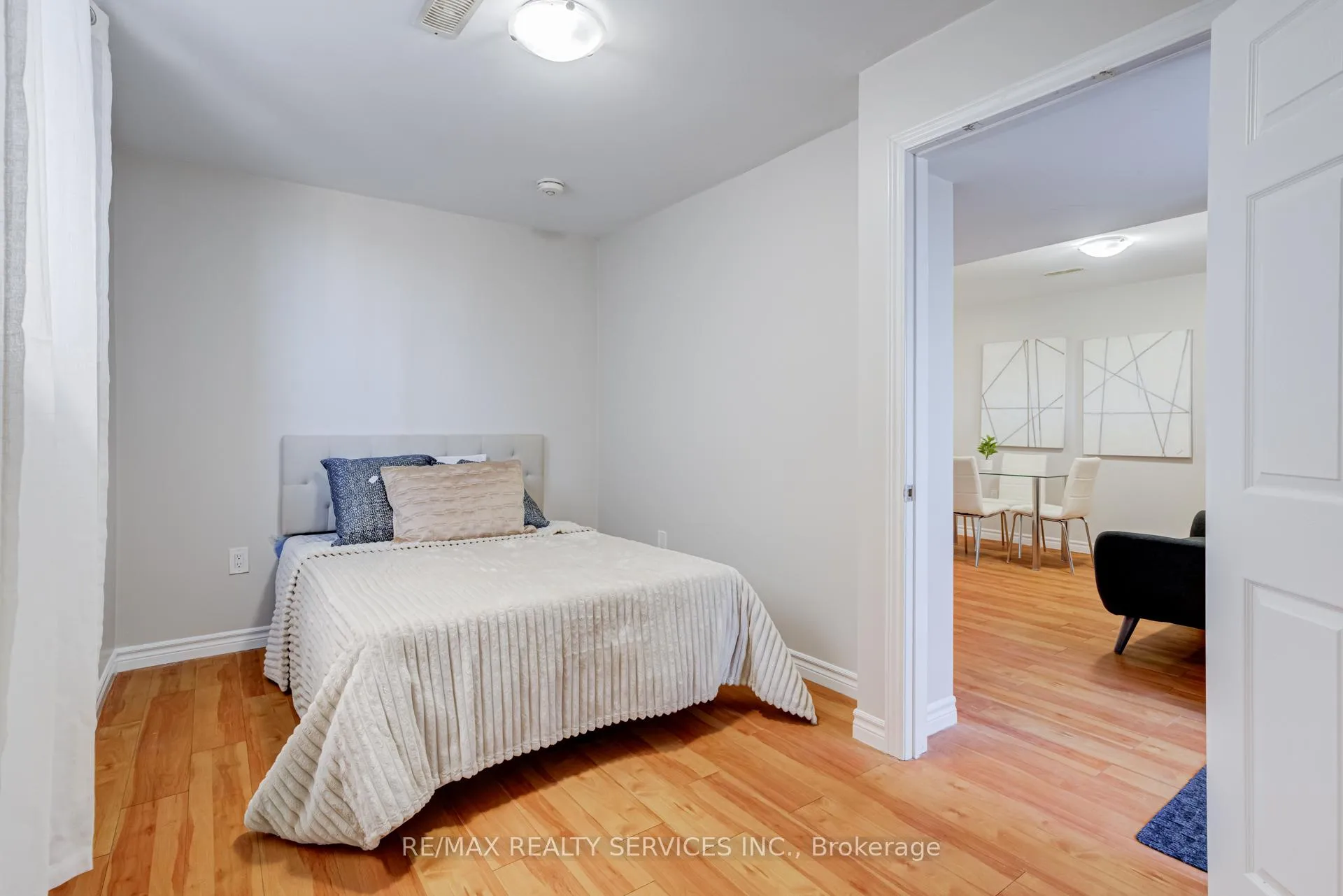 Photo 34 of 141 Kemp Crescent, Guelph, Grange Road — HOMEH