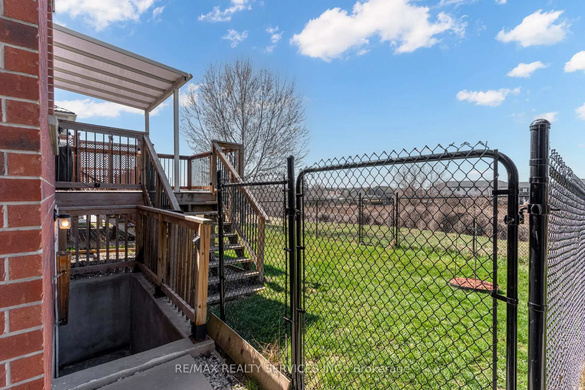 Photo 40 of 141 Kemp Crescent, Guelph, Grange Road — HOMEH