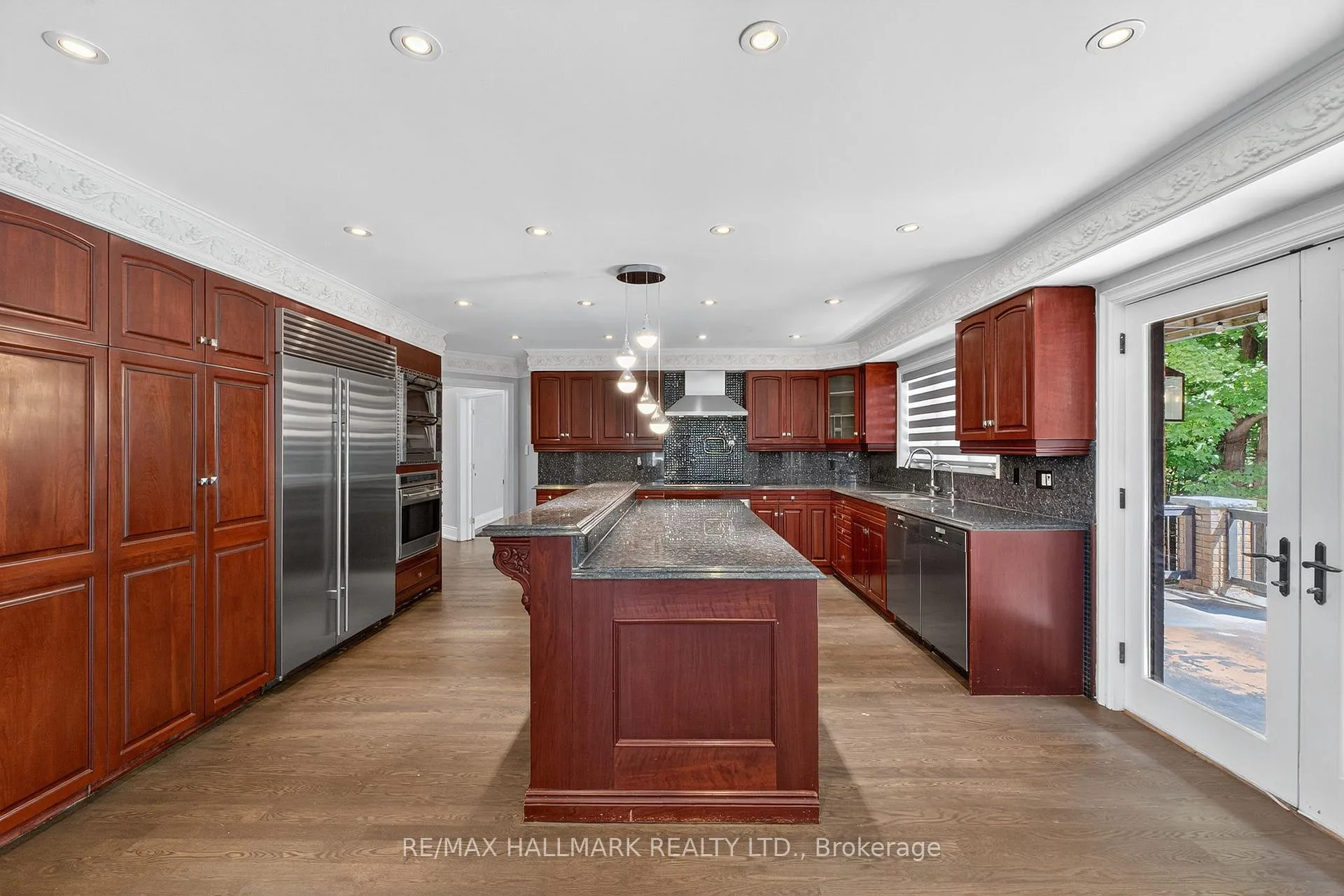 Photo 14 of 61 Petermar Drive, Vaughan, Vellore Village — HOMEH