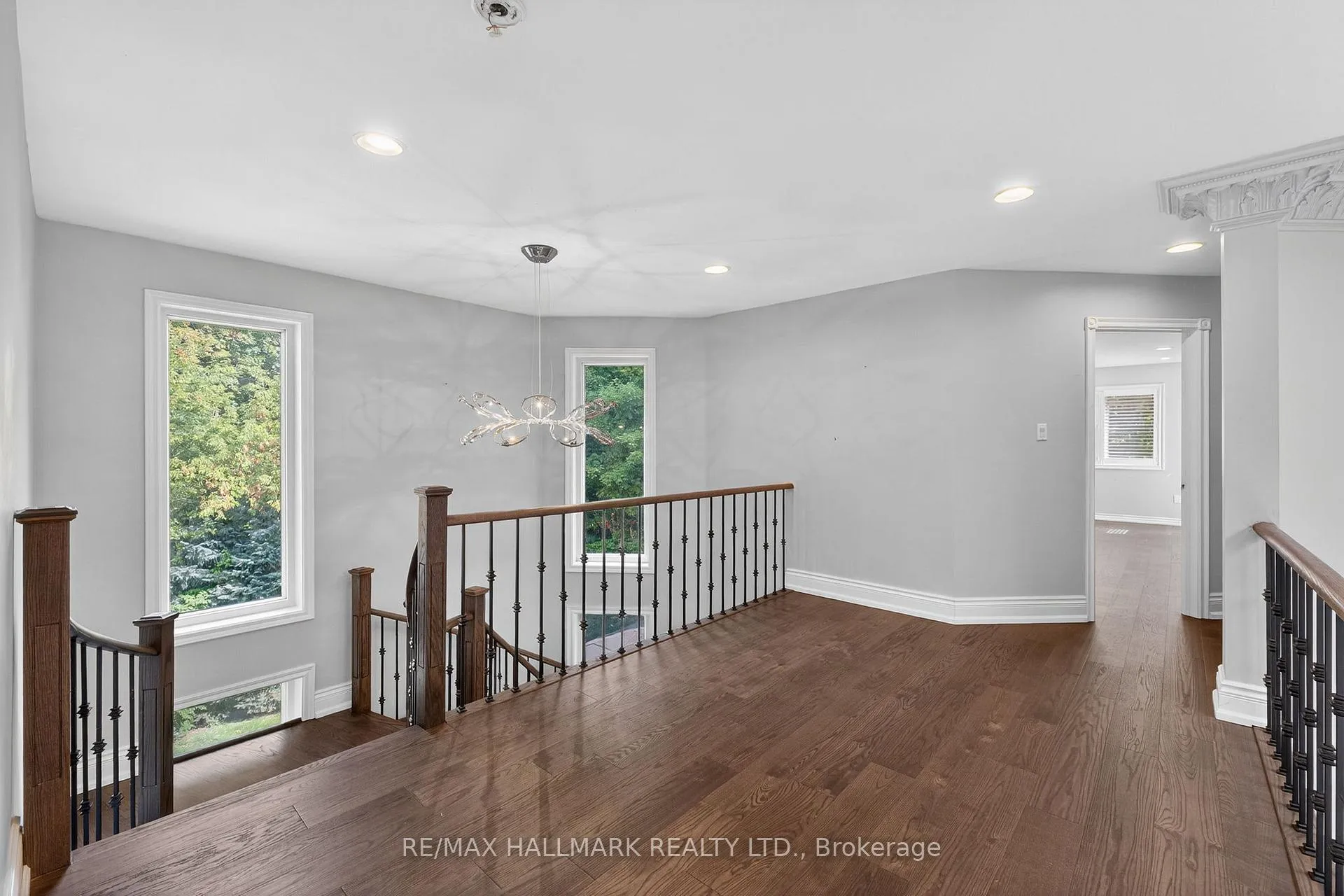 Photo 25 of 61 Petermar Drive, Vaughan, Vellore Village — HOMEH